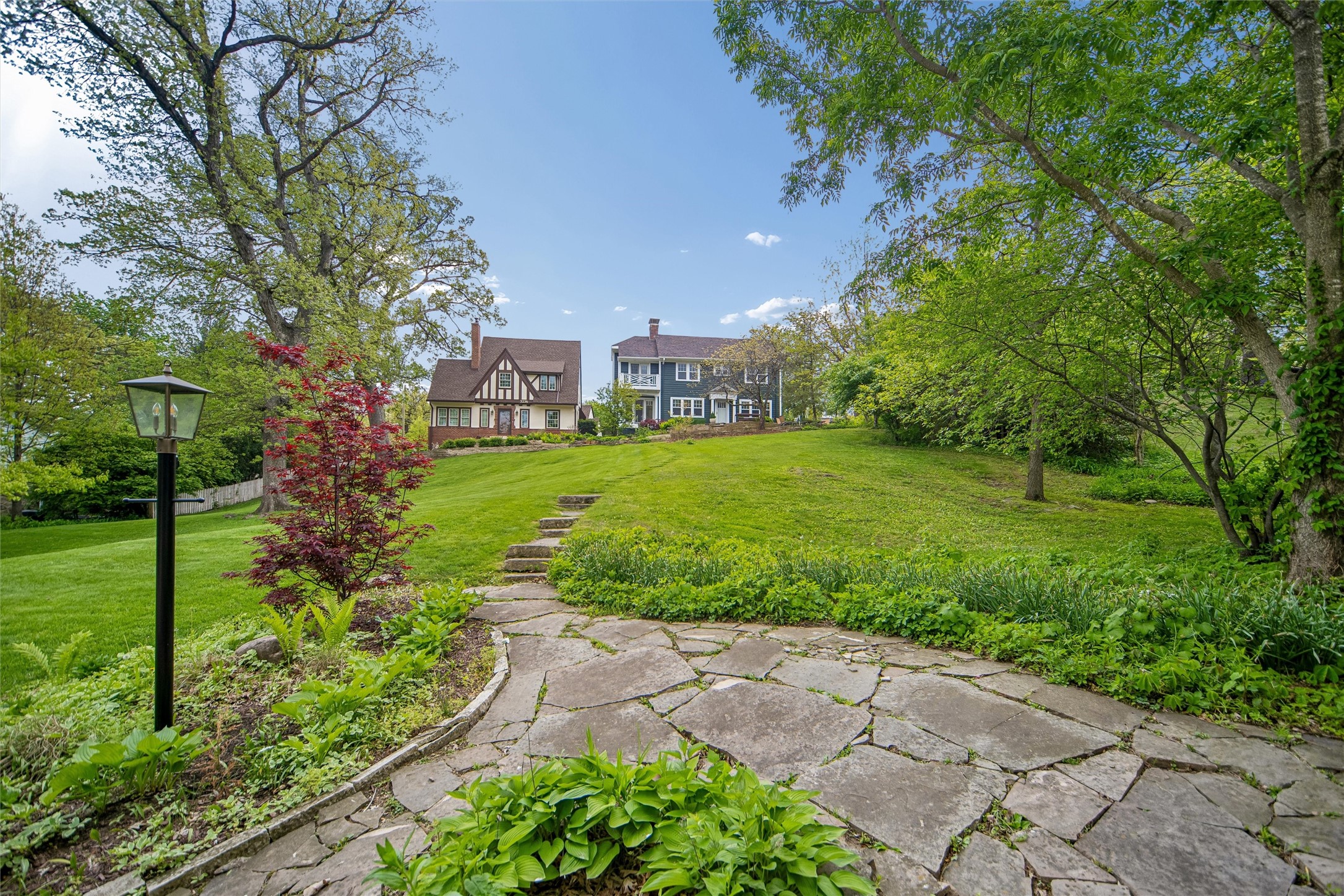 3300 Elmwood Drive