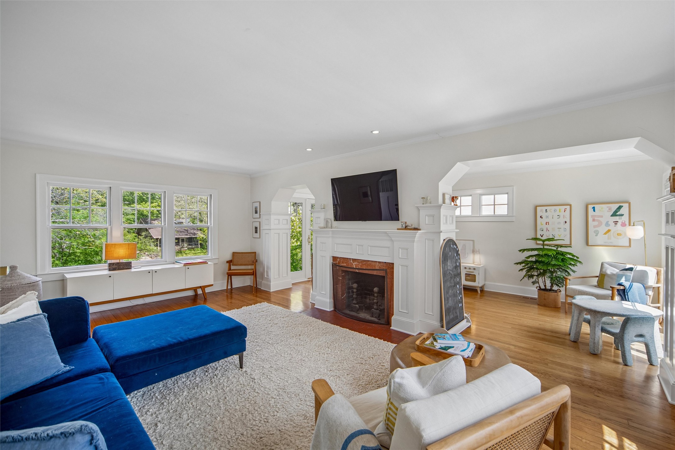 3300 Elmwood Drive