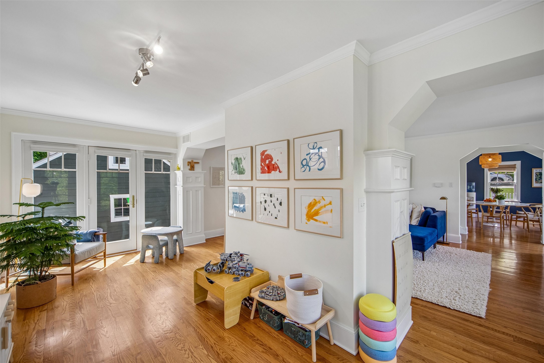 3300 Elmwood Drive