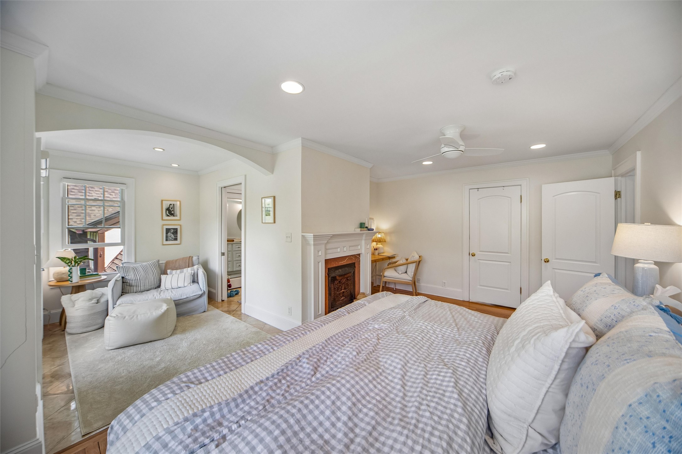 3300 Elmwood Drive