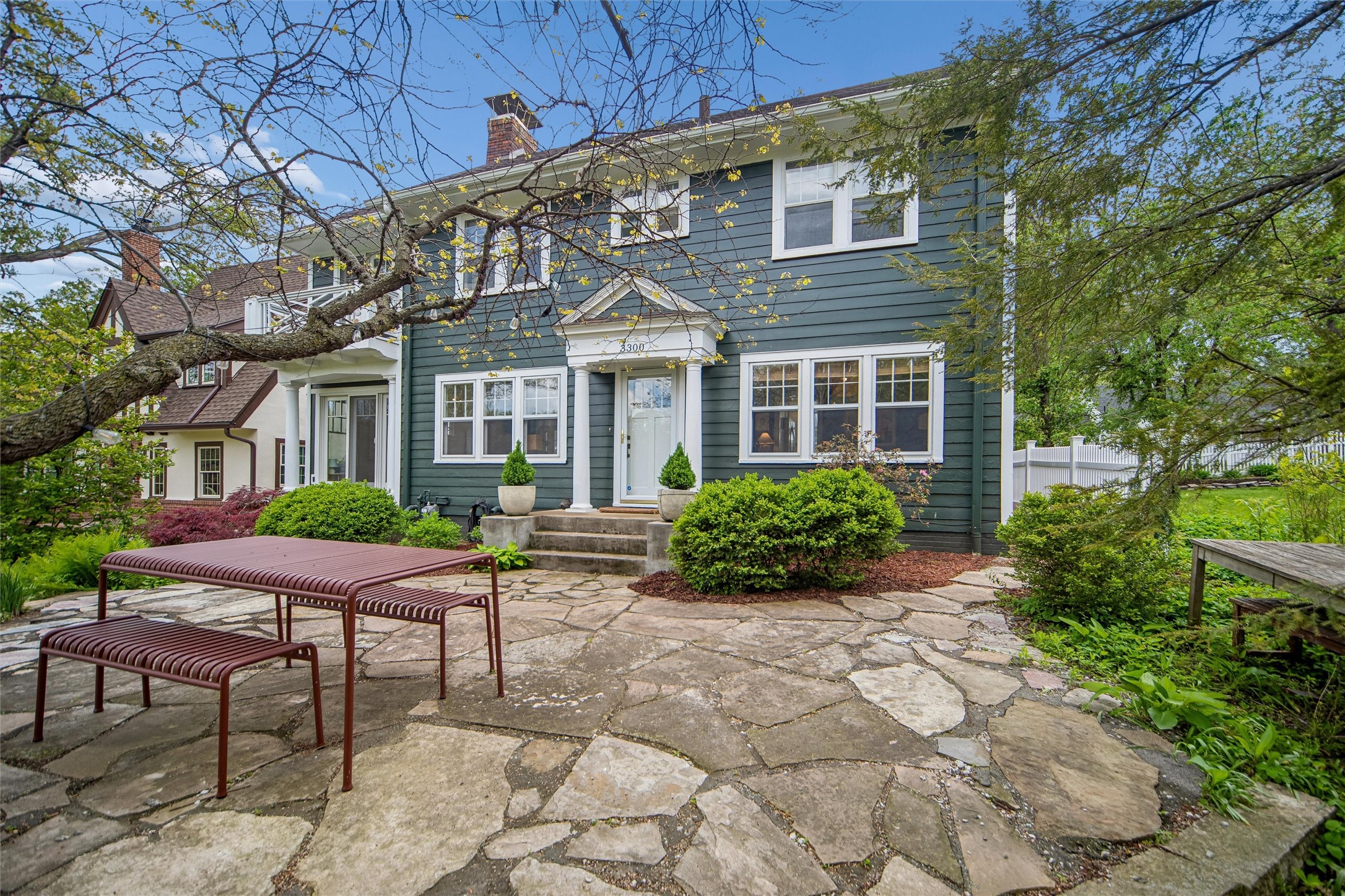 3300 Elmwood Drive