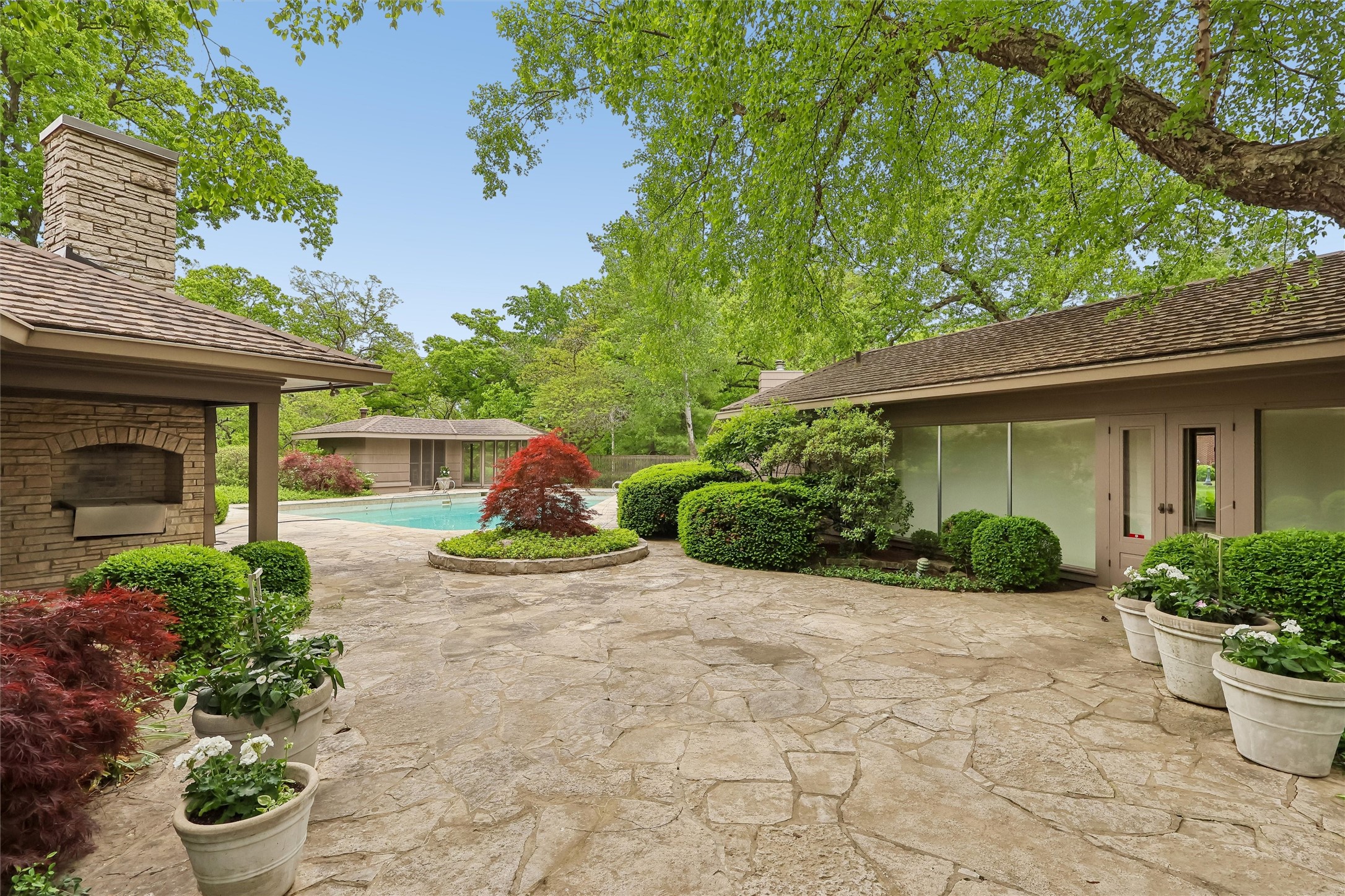 465 Foster Drive