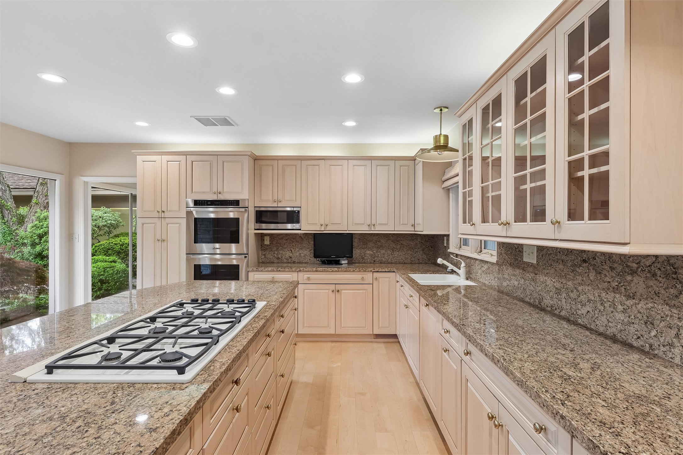 465 Foster Drive