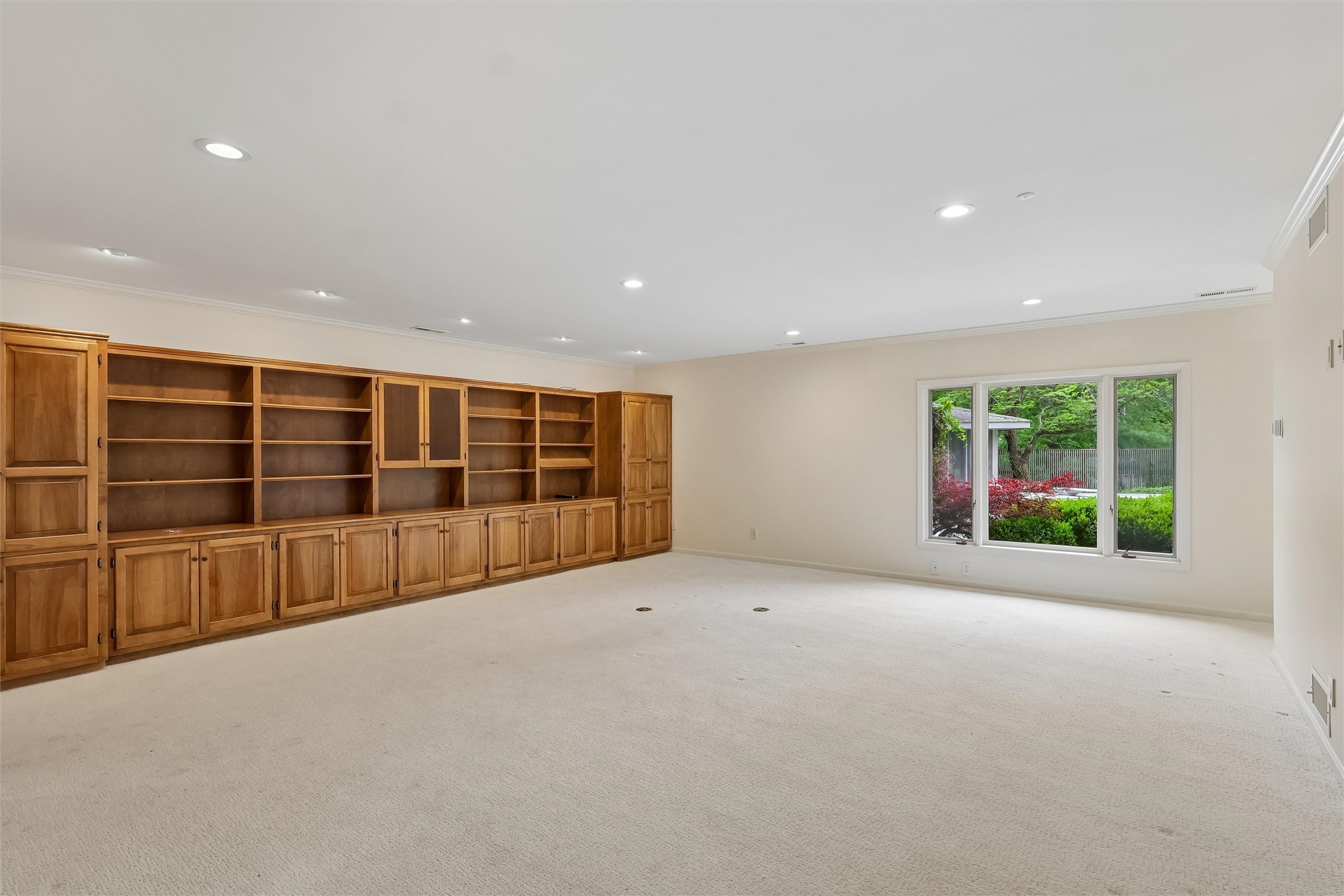 465 Foster Drive