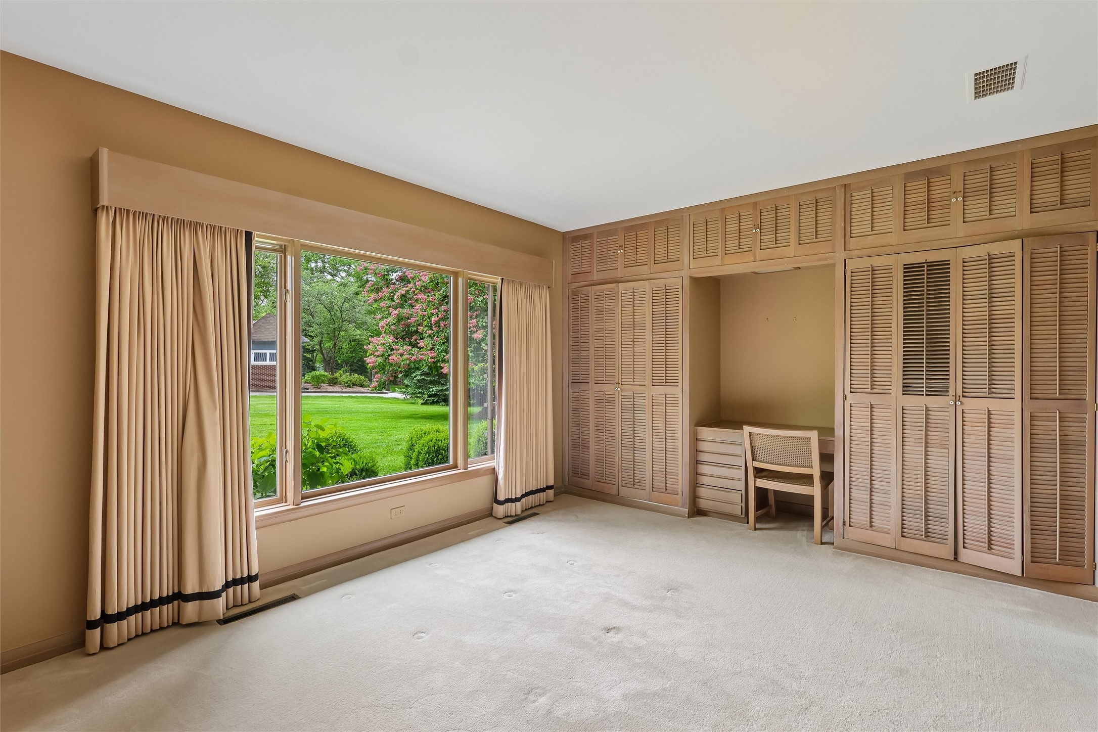 465 Foster Drive