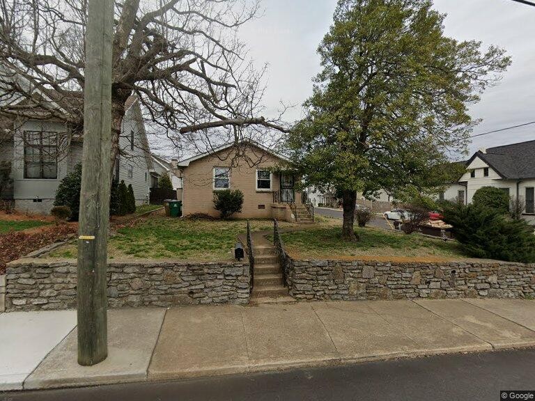 1100 Lawrence Ave