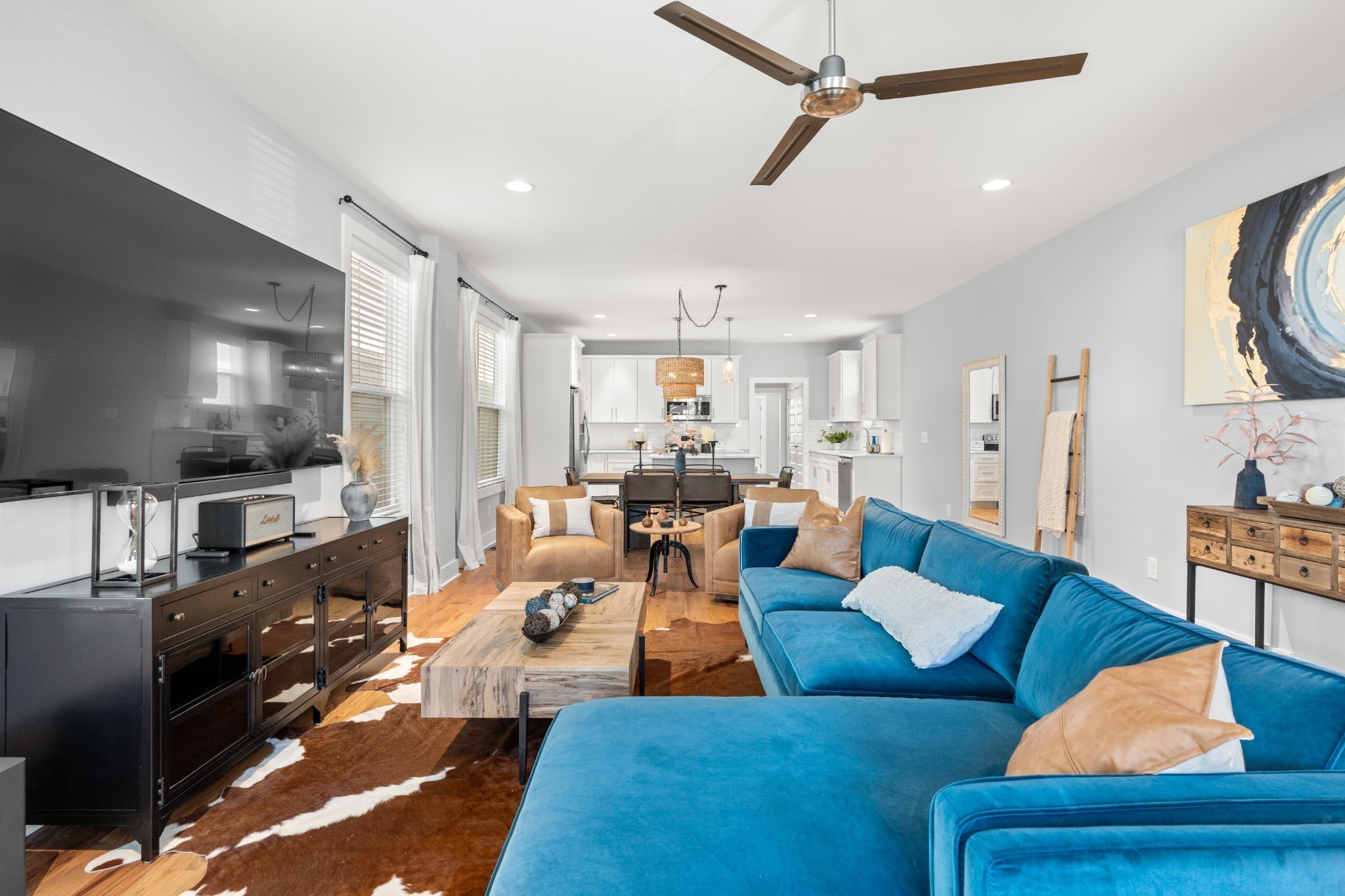 6117 California Ave Unit: Unit B