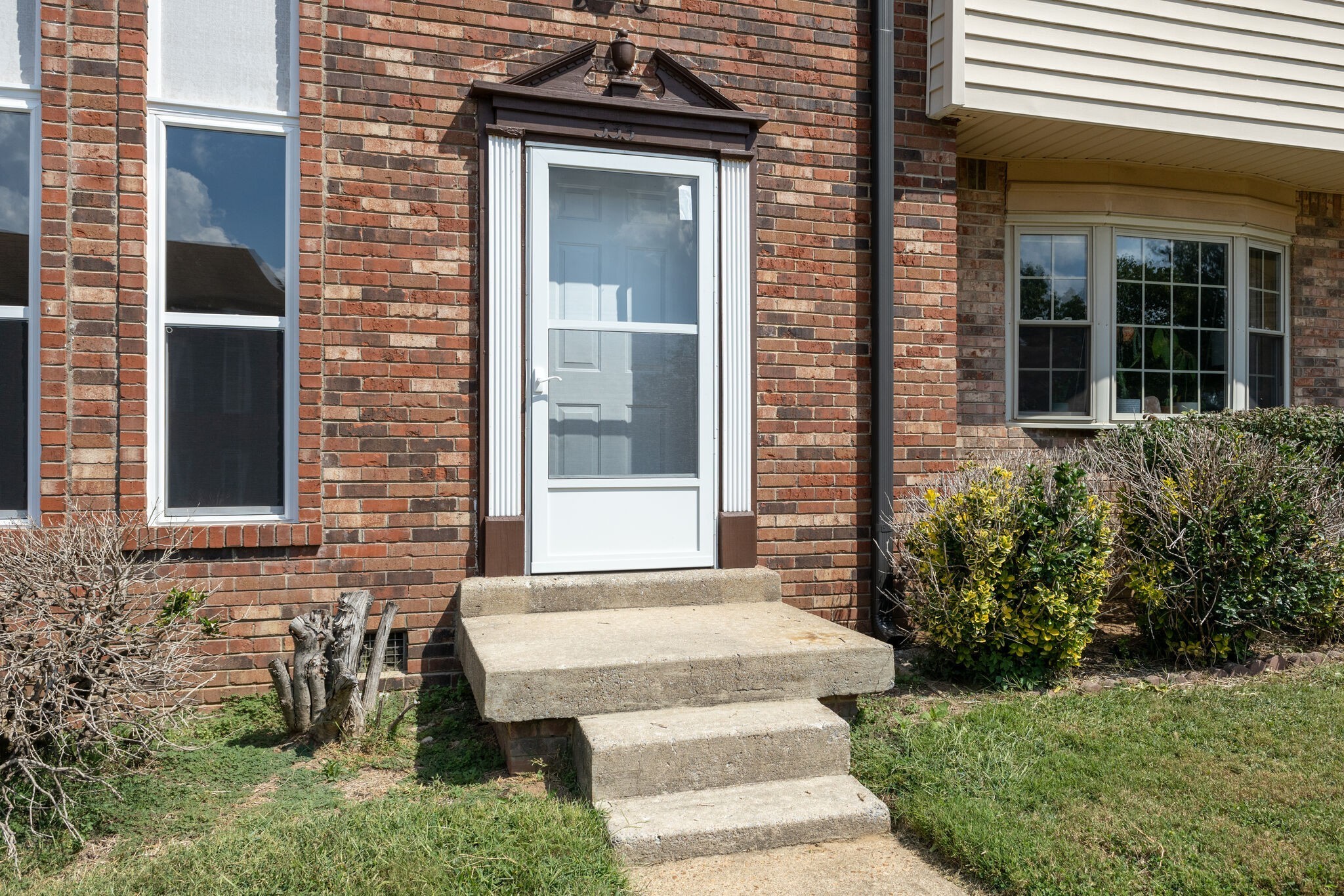 333 Huntington Ridge Dr