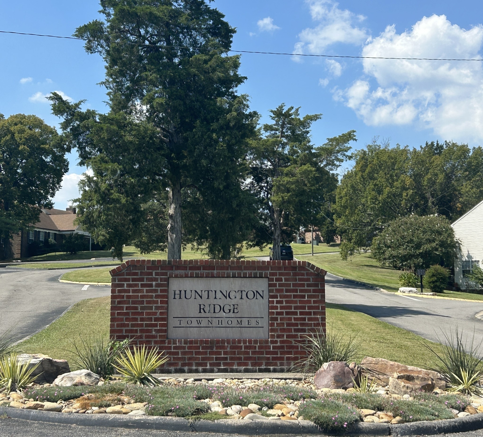 333 Huntington Ridge Dr