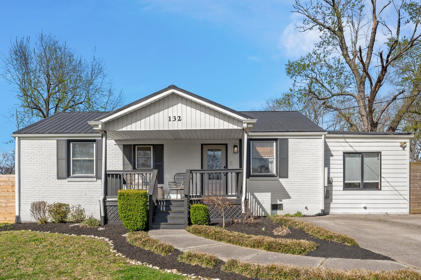 132 Stirton Rd