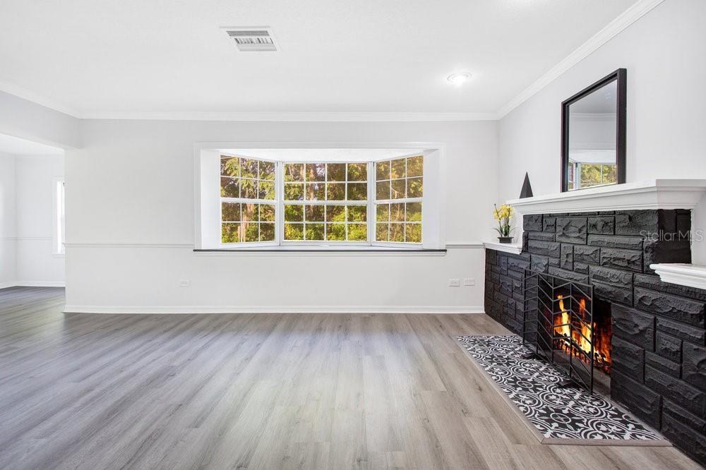 615 S MORNINGSIDE DR