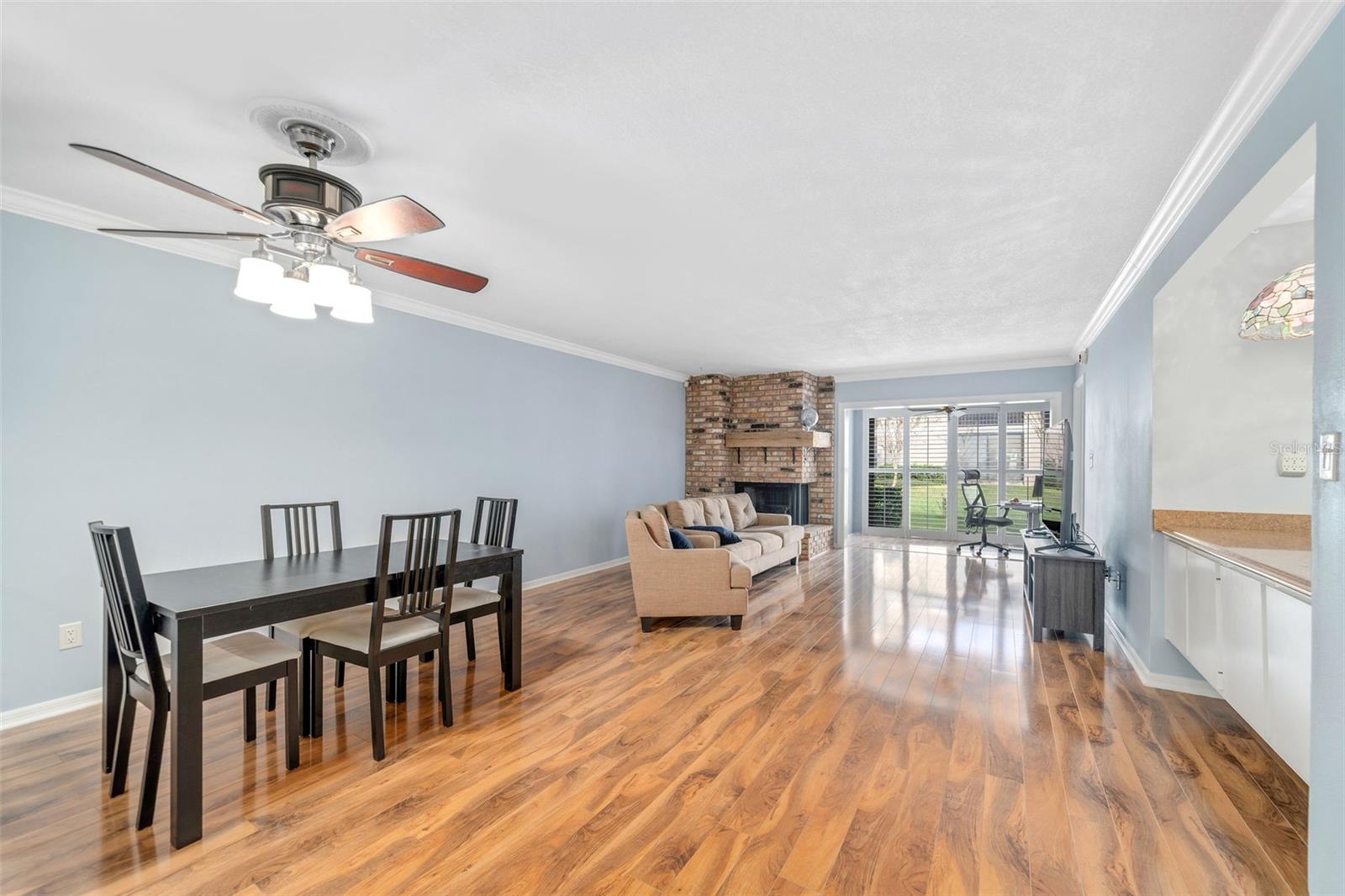 1055 KENSINGTON PARK DR #402