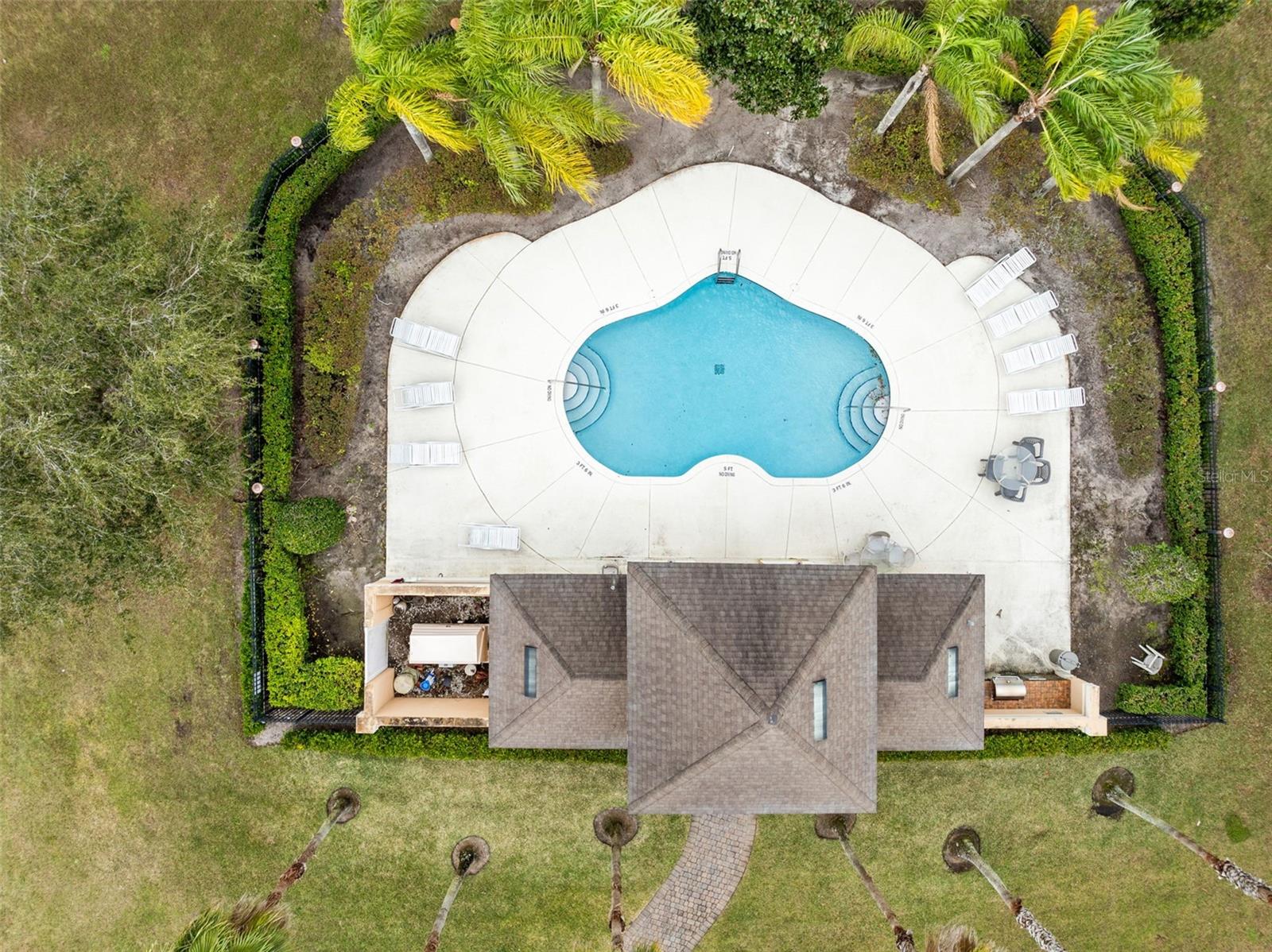 10125 SHADOW LEAF CT