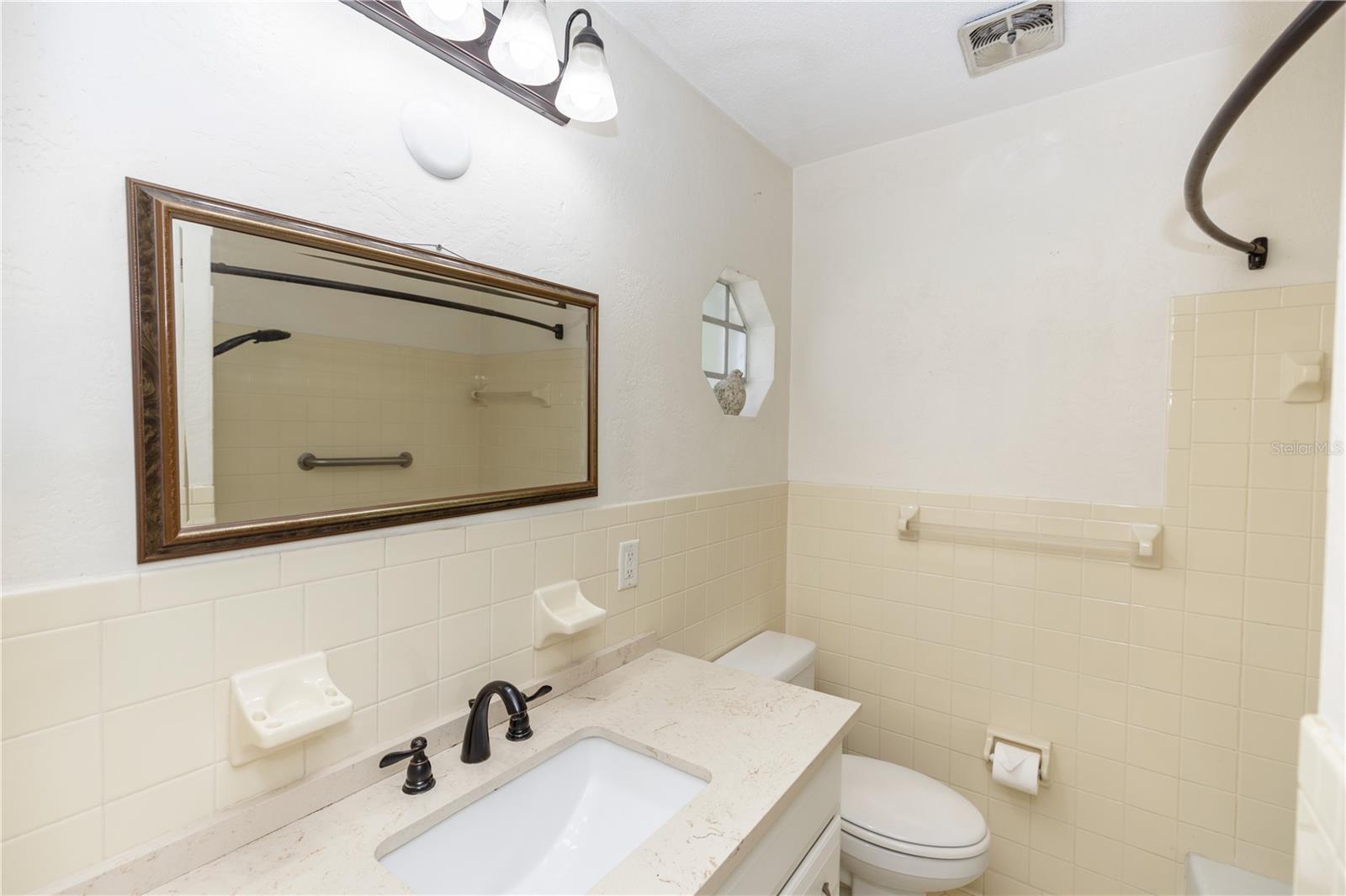 820 S HILL AVE #40