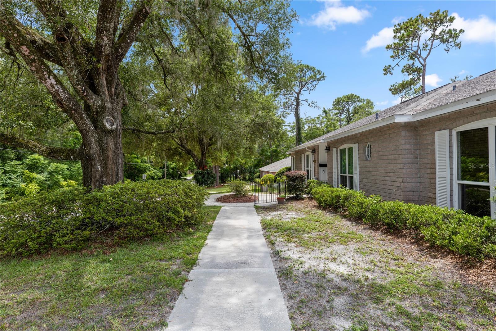820 S HILL AVE #40