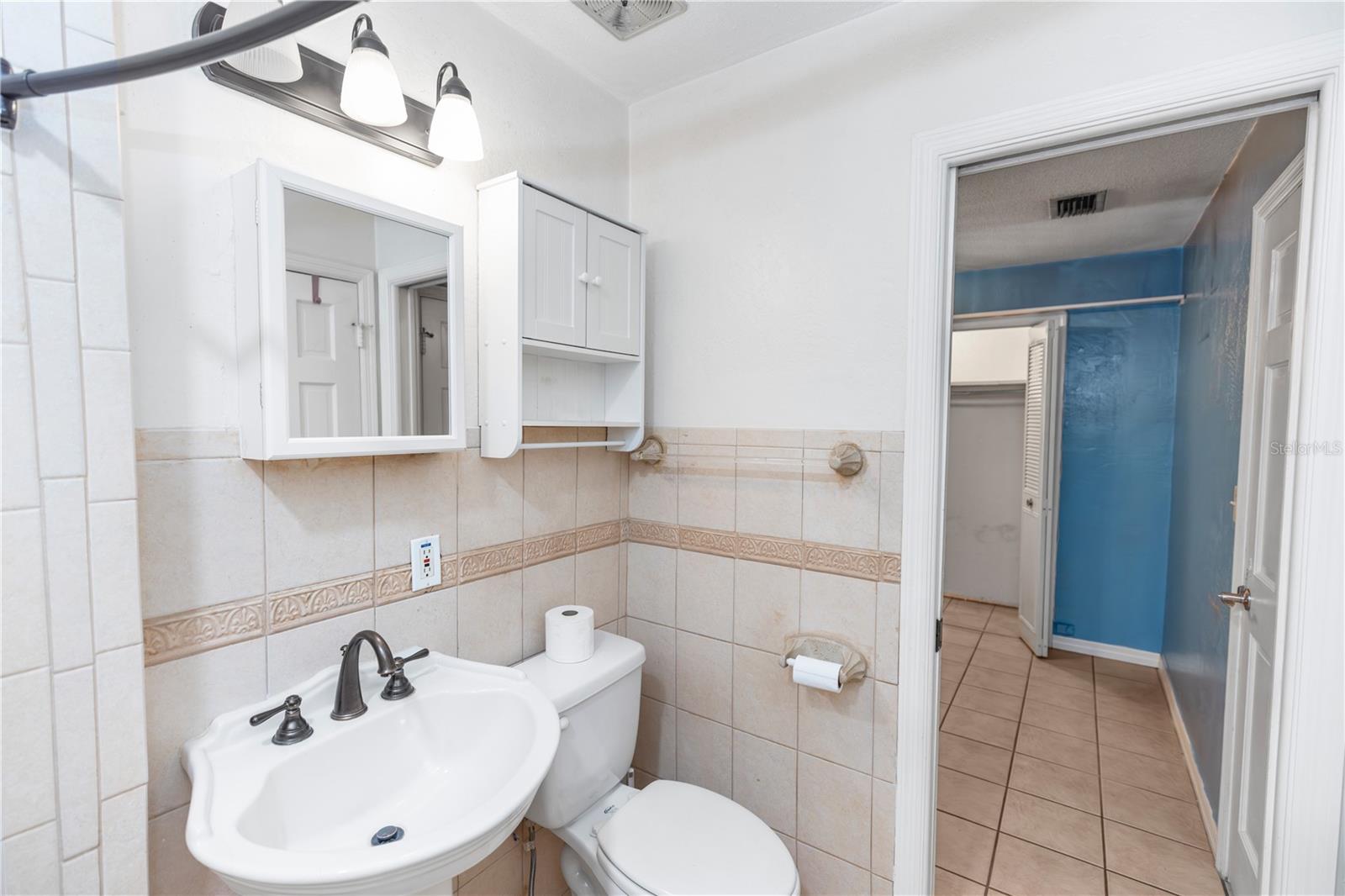 820 S HILL AVE #40