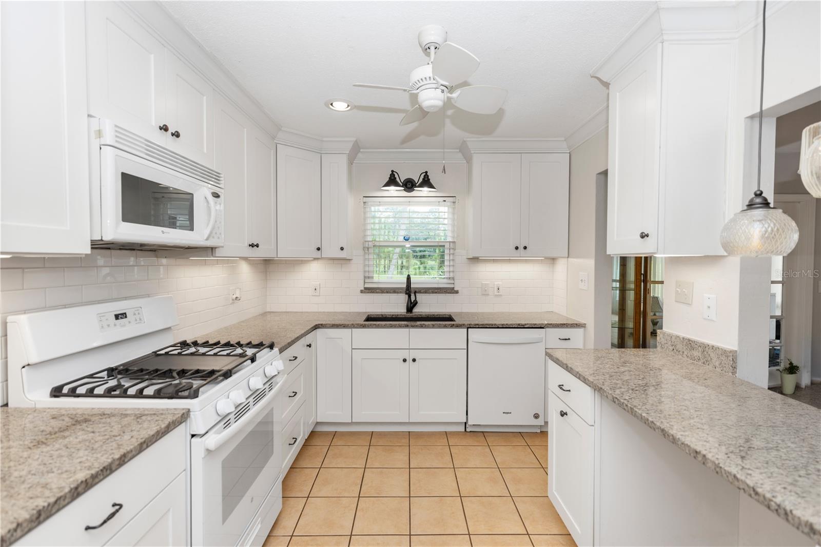 820 S HILL AVE #40