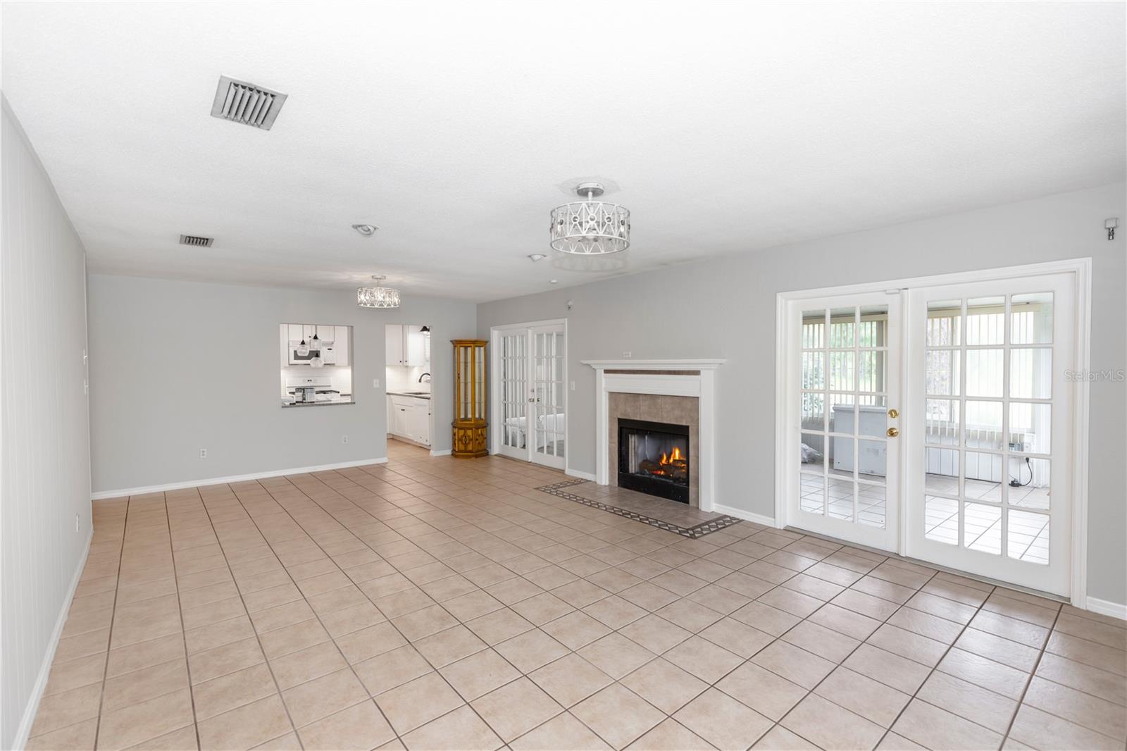 820 S HILL AVE #40