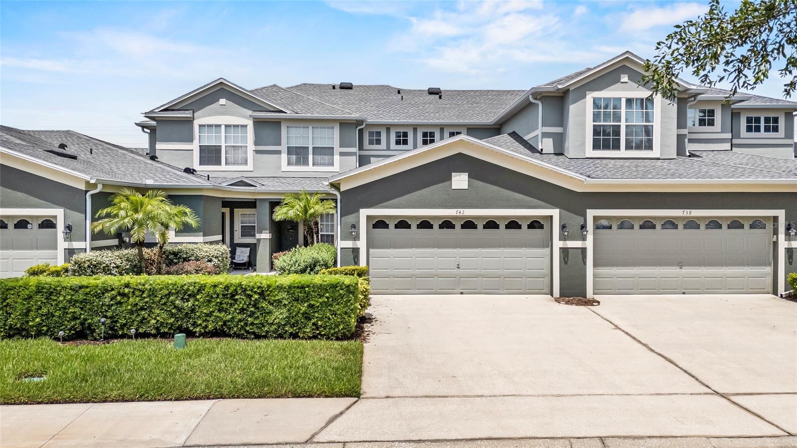 742 FEATHERSTONE LN