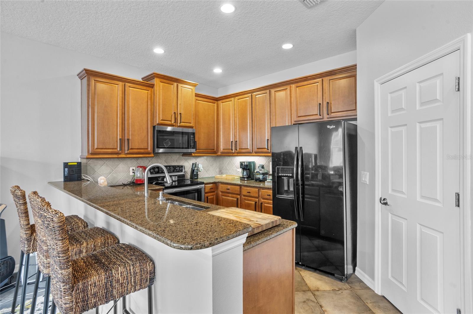 742 FEATHERSTONE LN