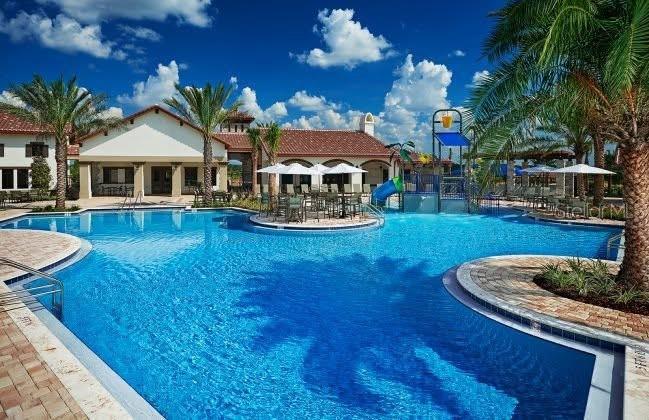 9213 HOLLISTON CREEK PKWY