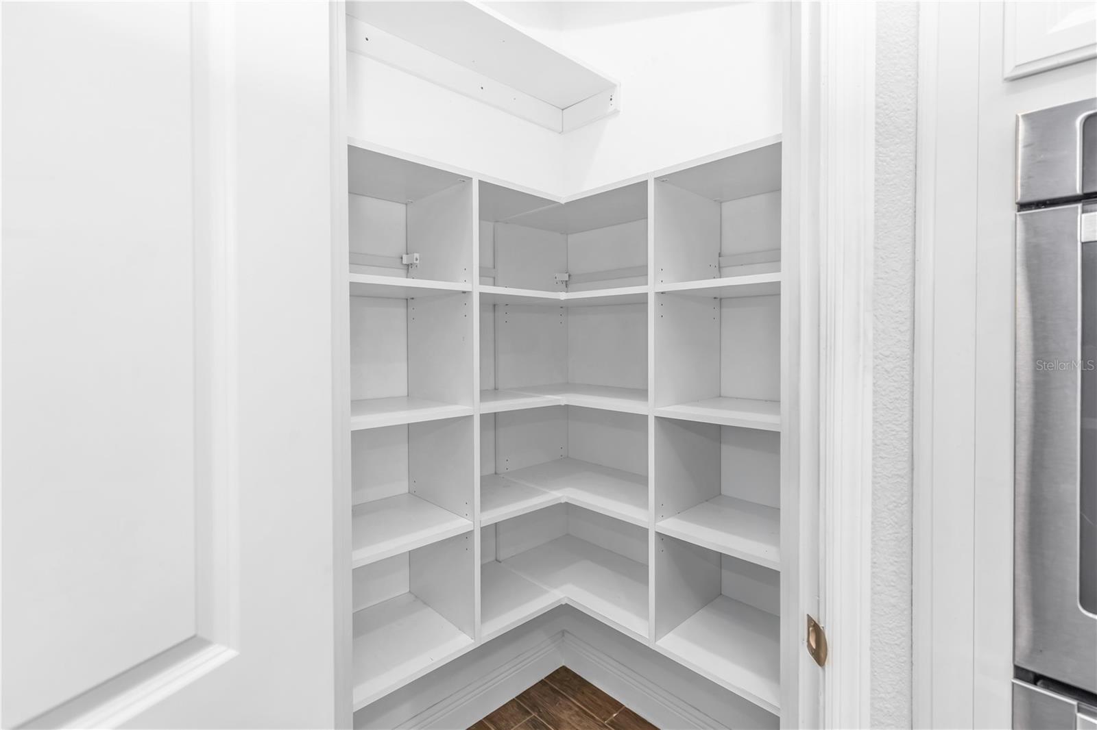 9213 HOLLISTON CREEK PKWY