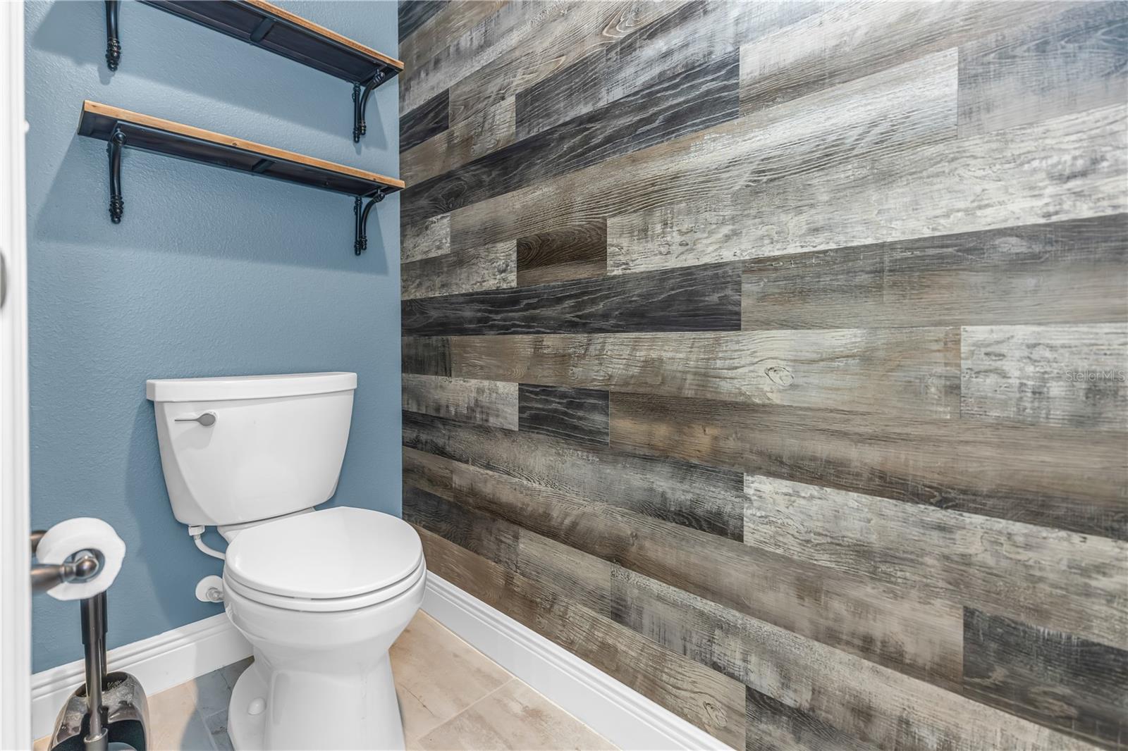 9213 HOLLISTON CREEK PKWY