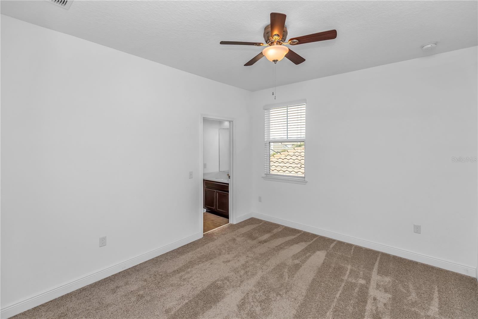 9213 HOLLISTON CREEK PKWY