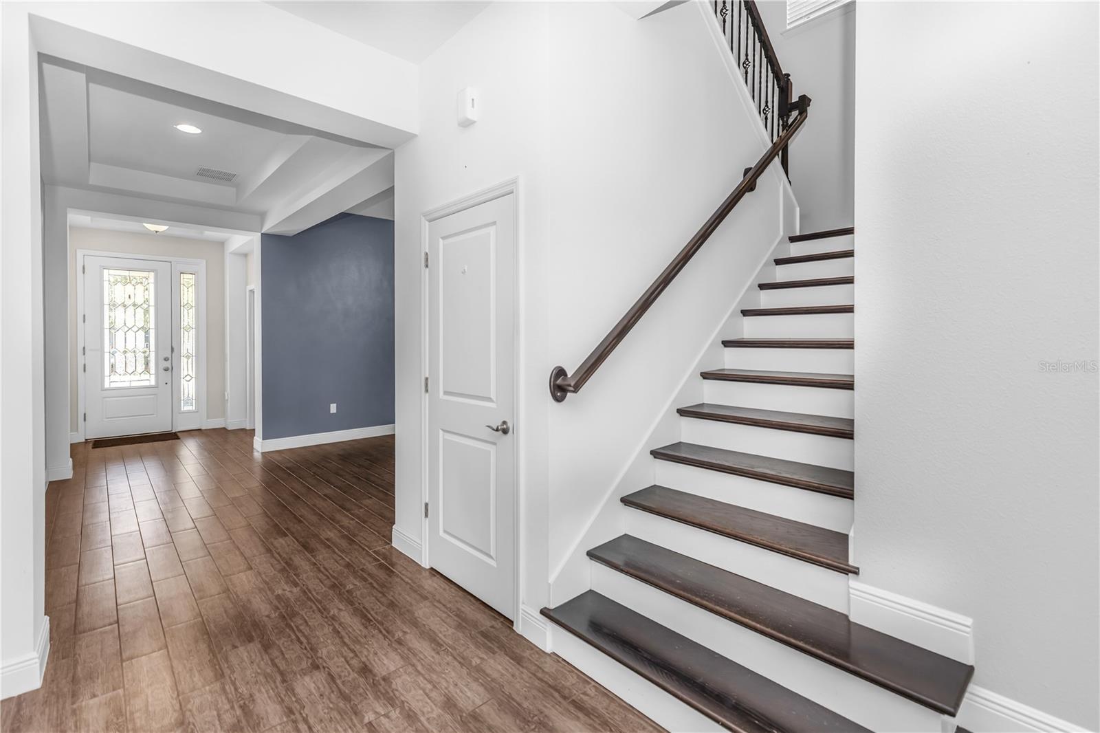 9213 HOLLISTON CREEK PKWY