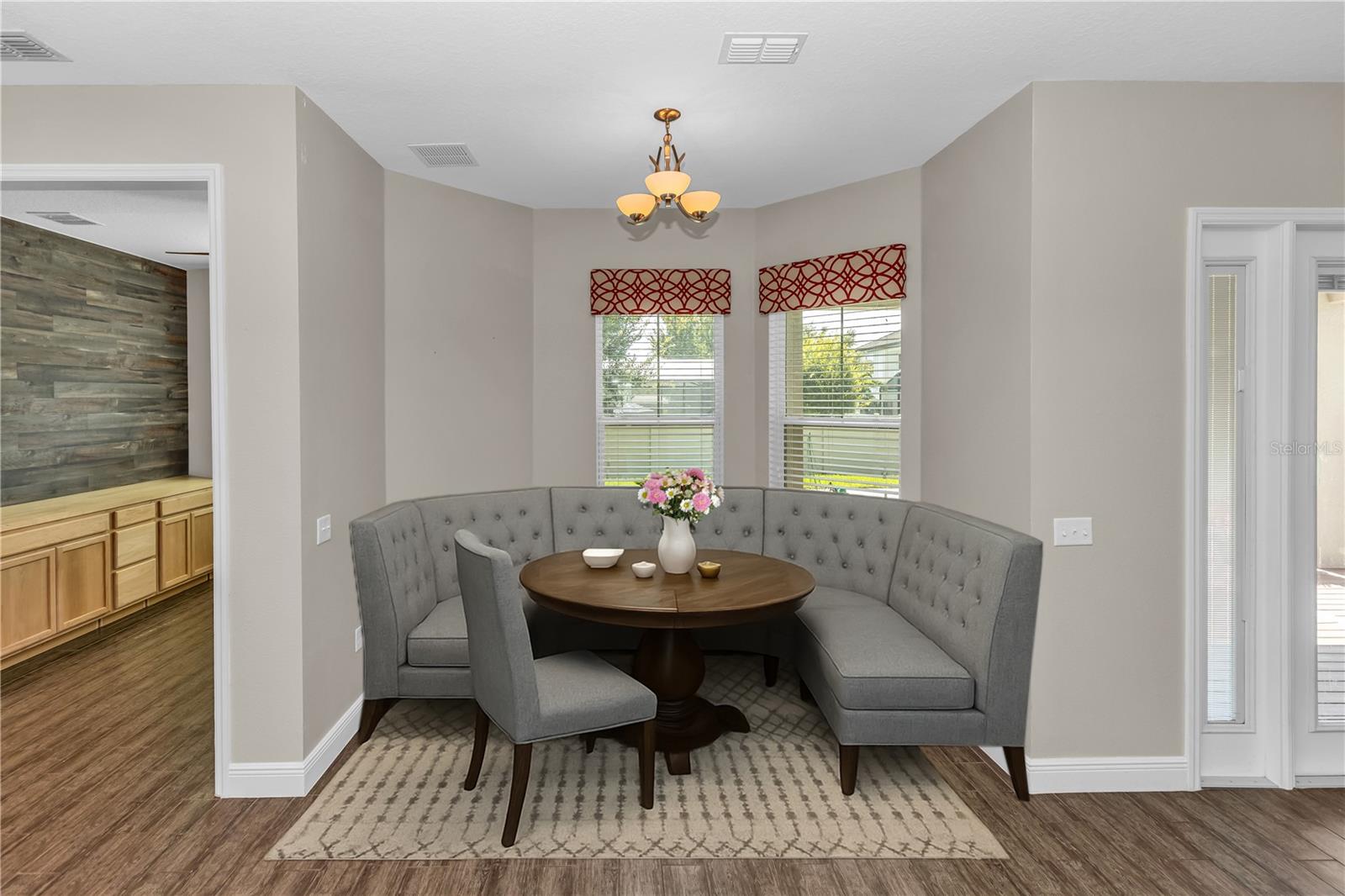 9213 HOLLISTON CREEK PKWY