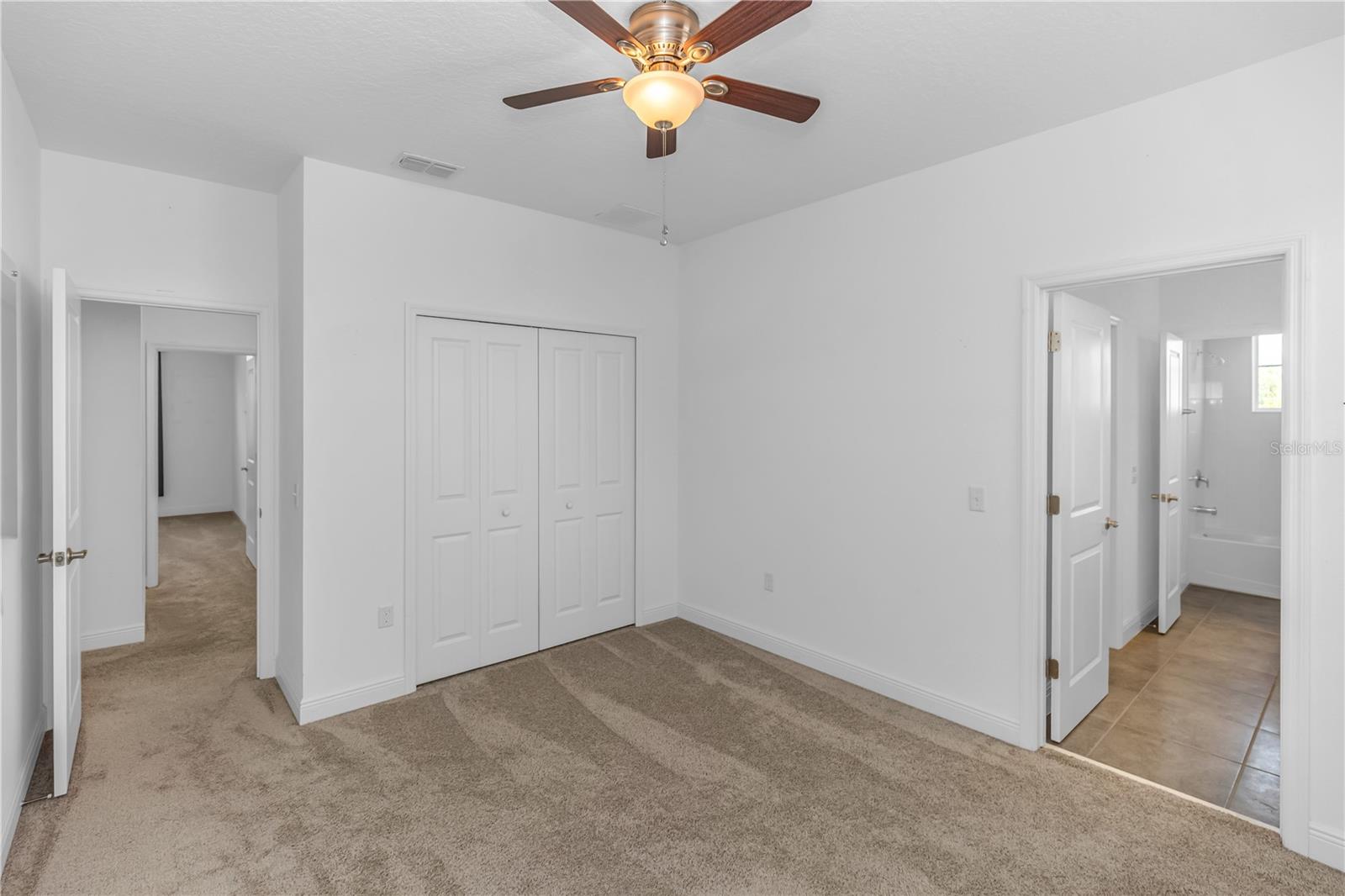 9213 HOLLISTON CREEK PKWY