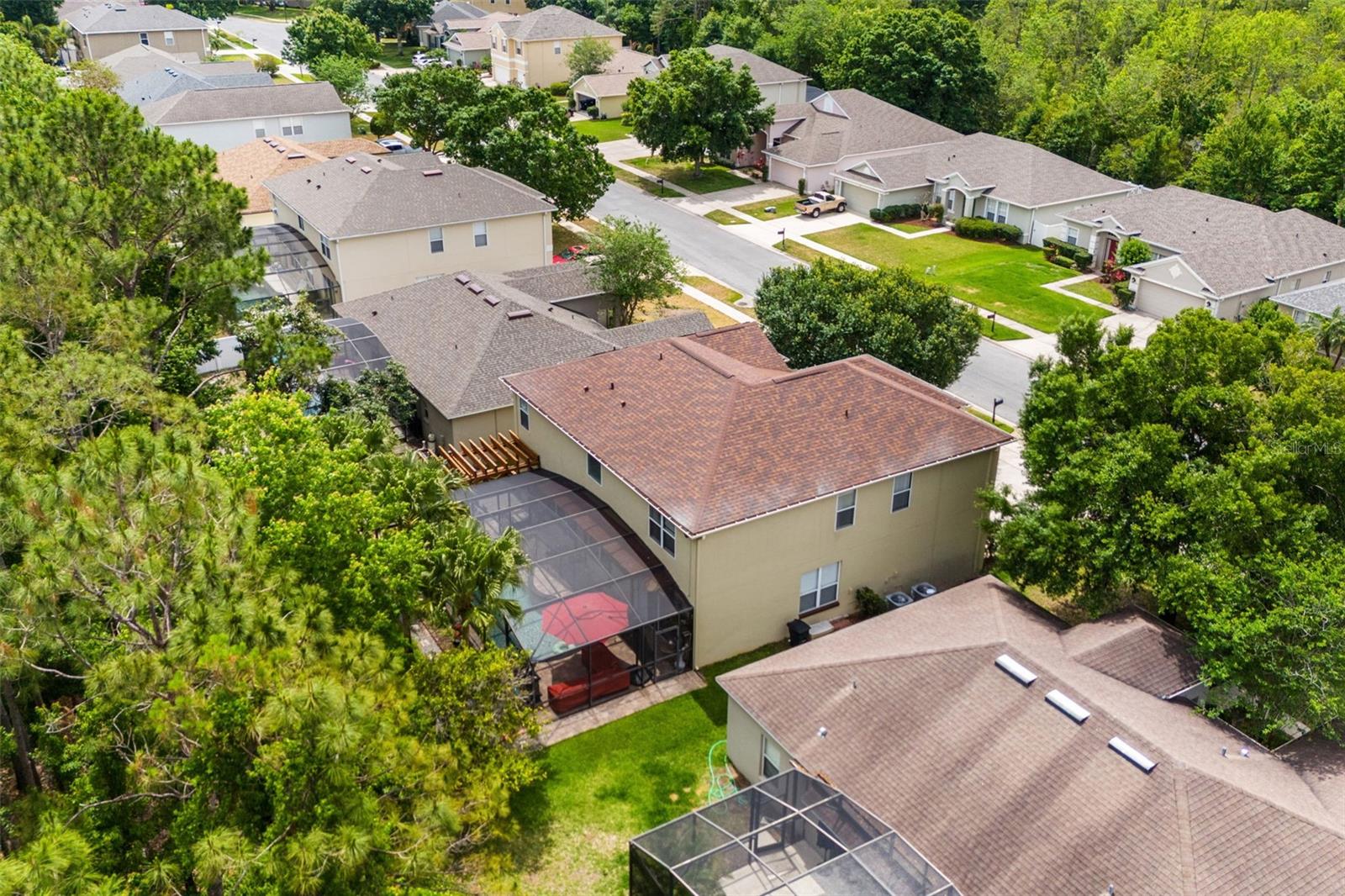 555 CAREY WAY