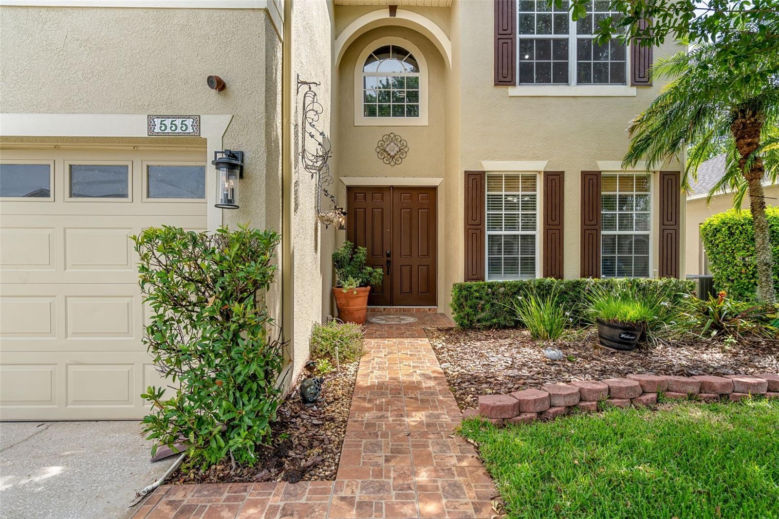 555 CAREY WAY