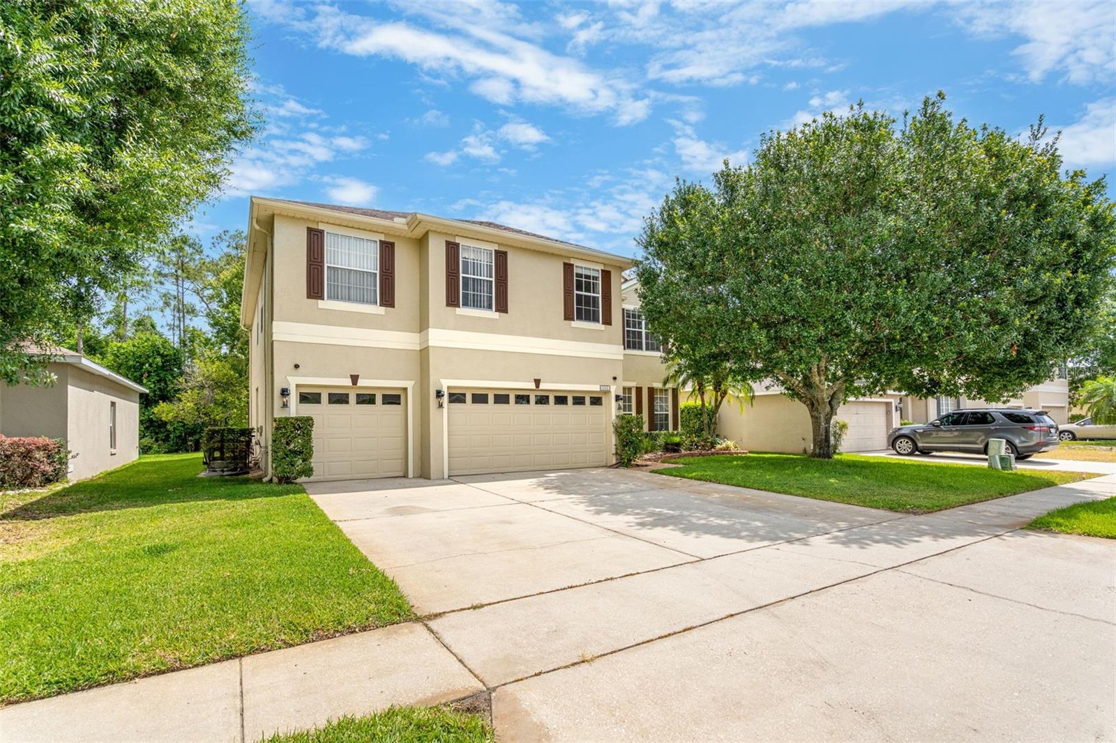 555 CAREY WAY