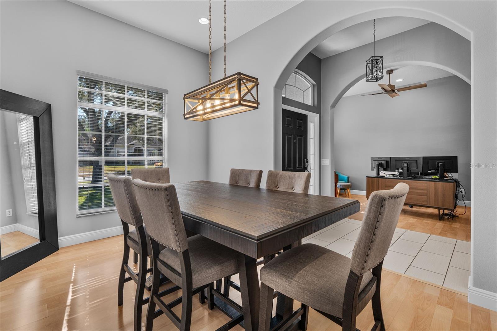 5714 AUTUMN CHASE CIR