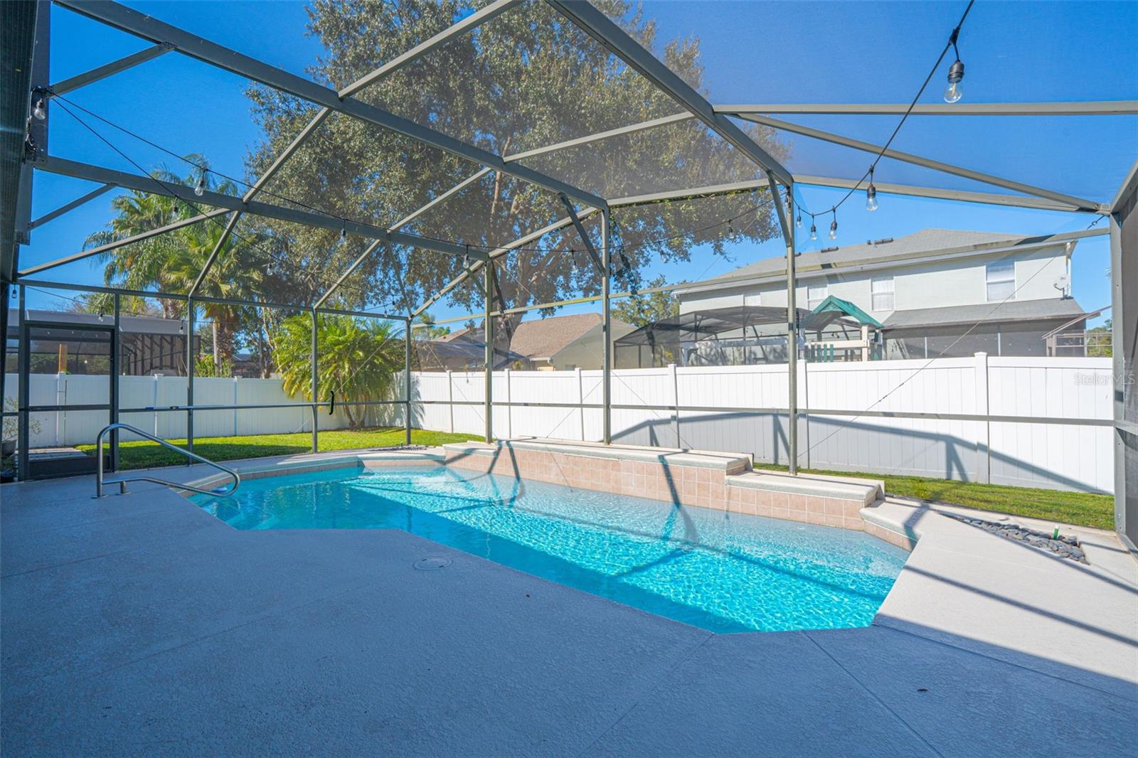 5714 AUTUMN CHASE CIR