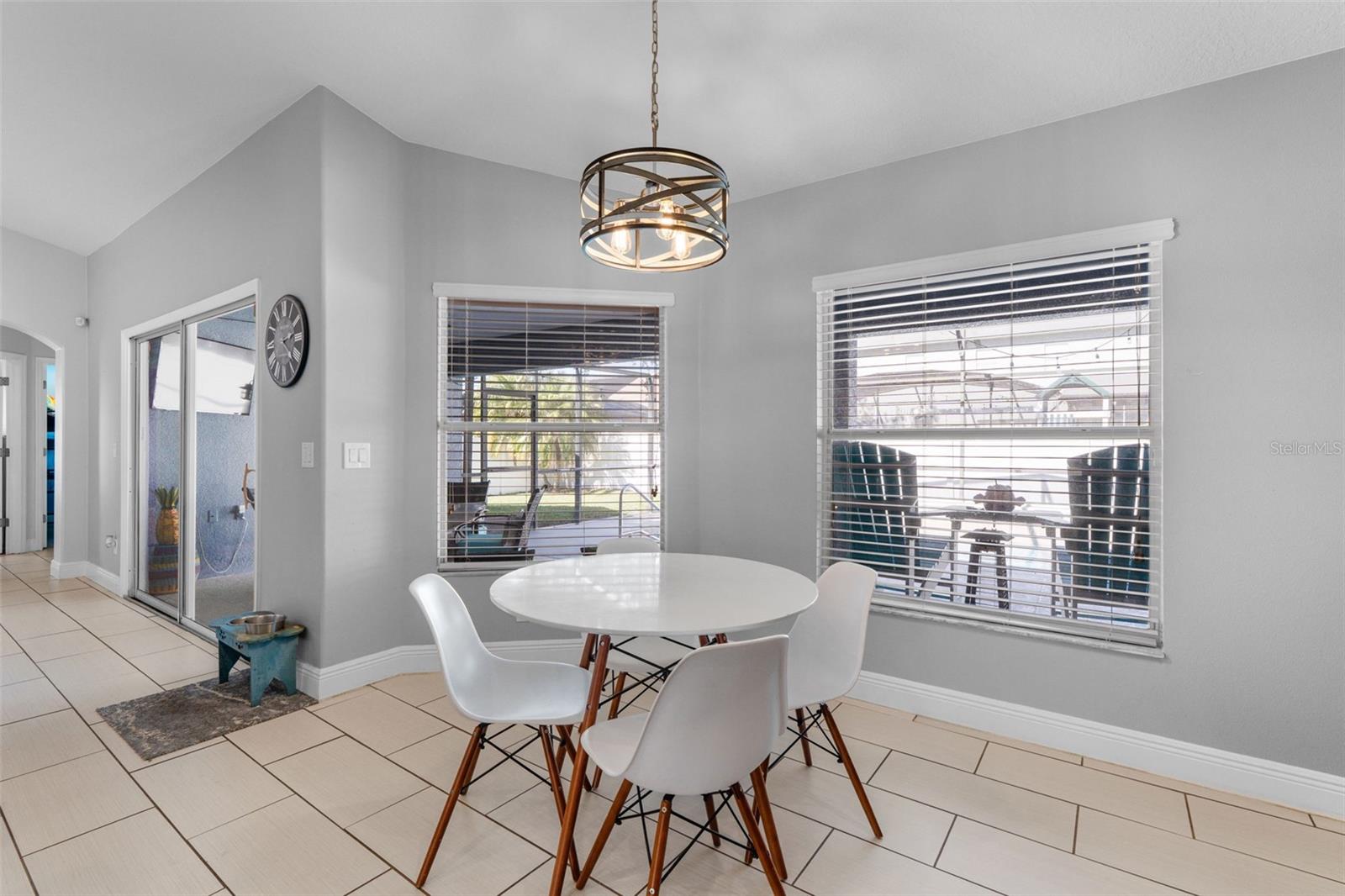 5714 AUTUMN CHASE CIR