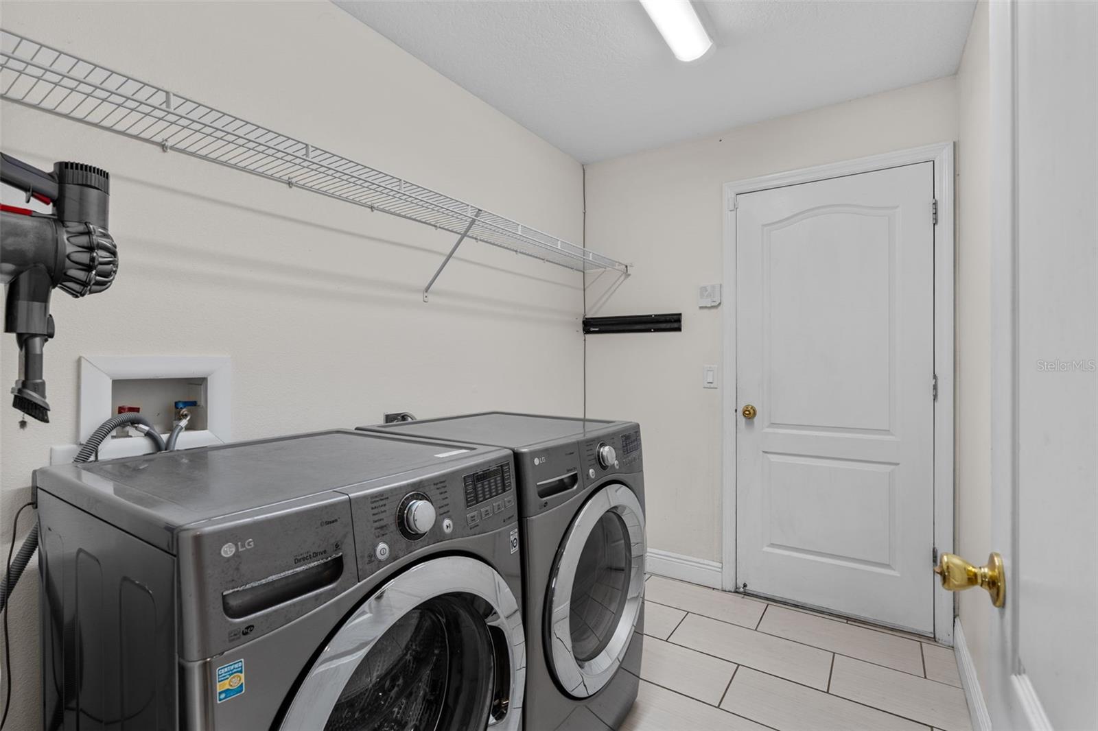 5714 AUTUMN CHASE CIR