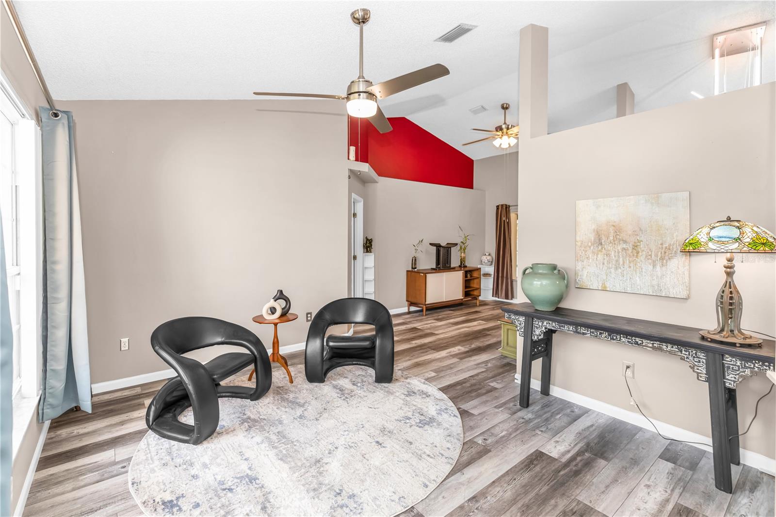105 BREEZEWOOD DR