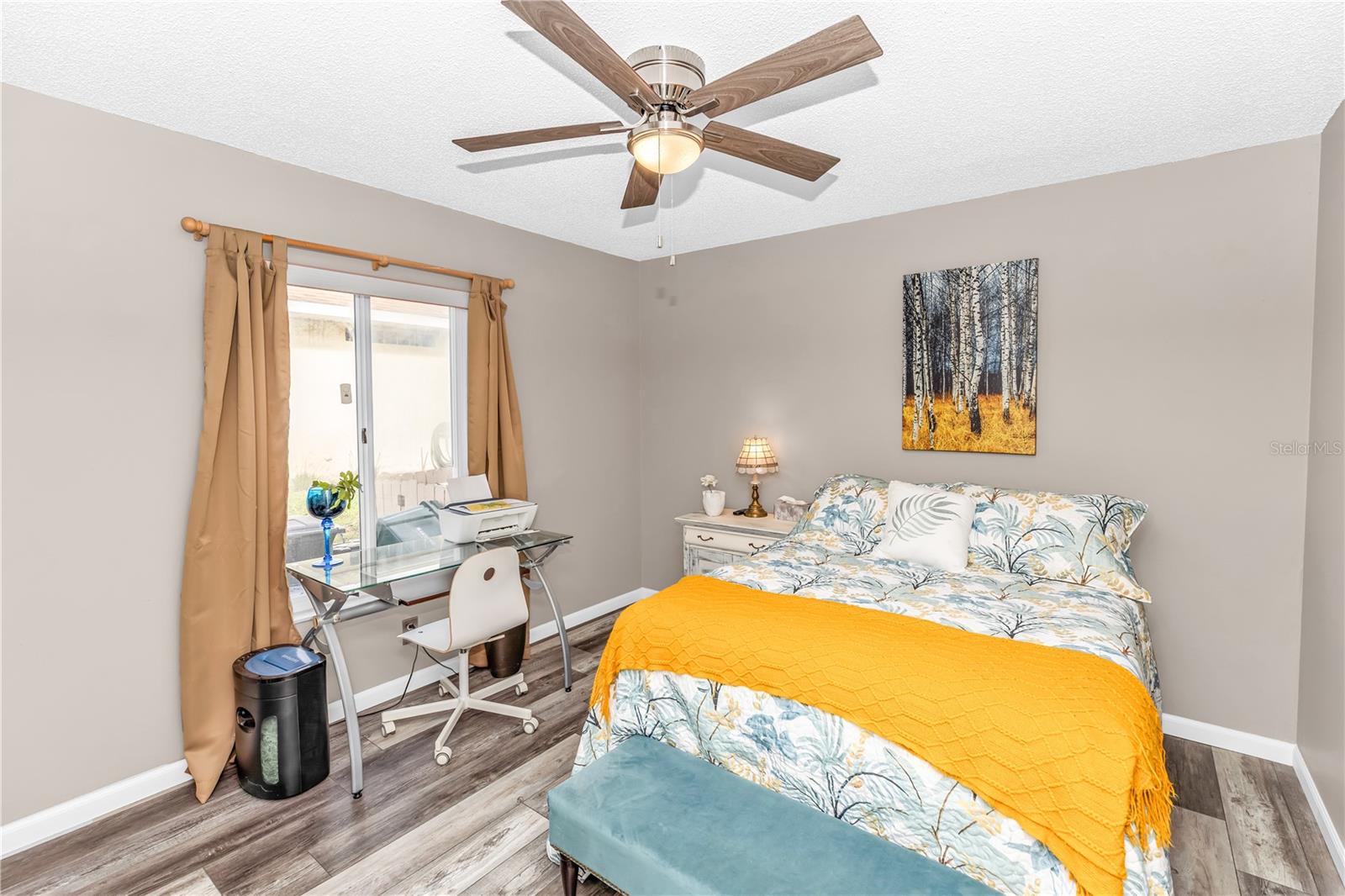 105 BREEZEWOOD DR