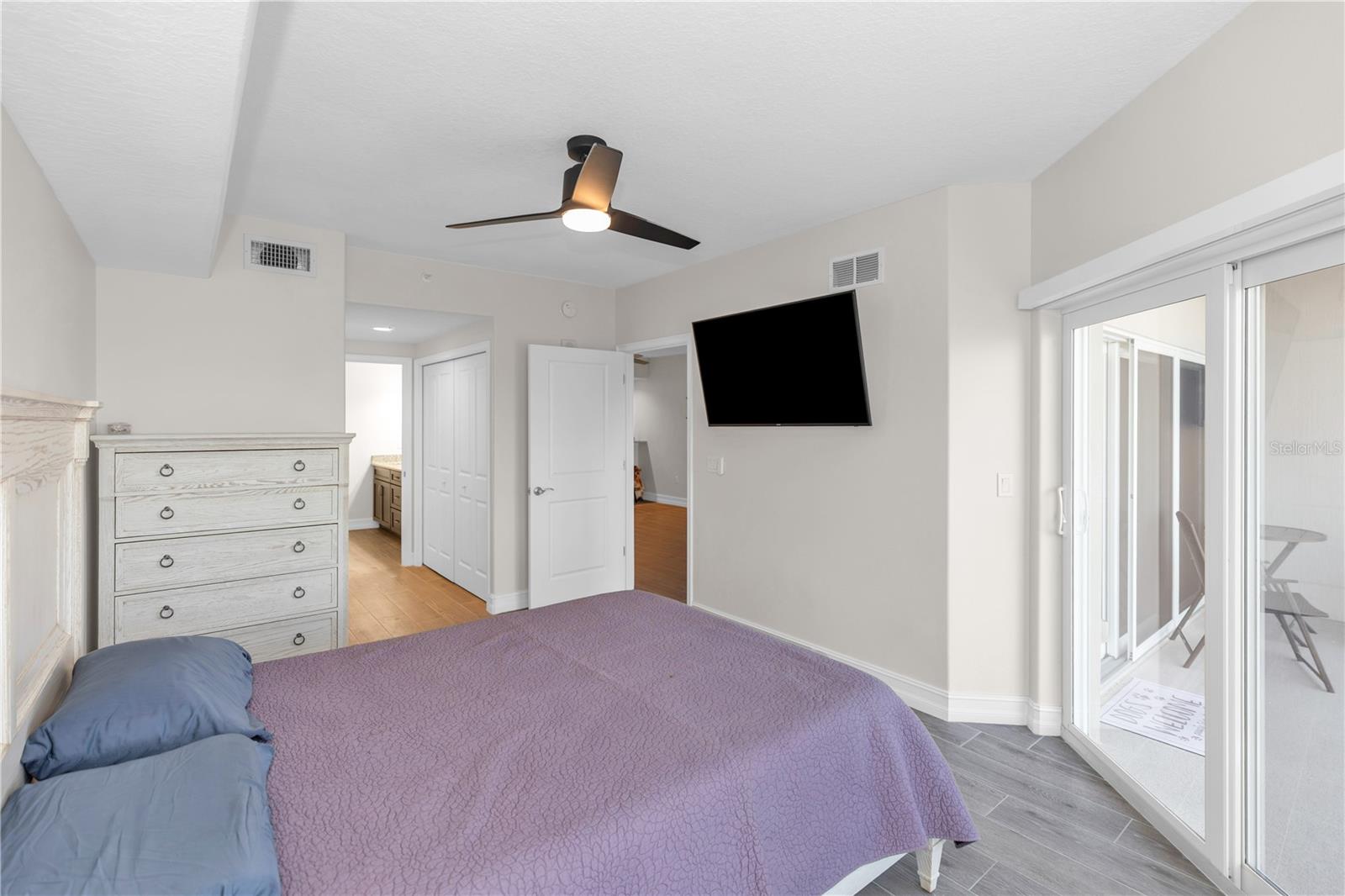 1805 RIVERSIDE DR #506