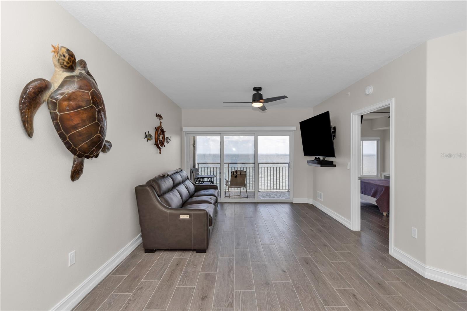 1805 RIVERSIDE DR #506