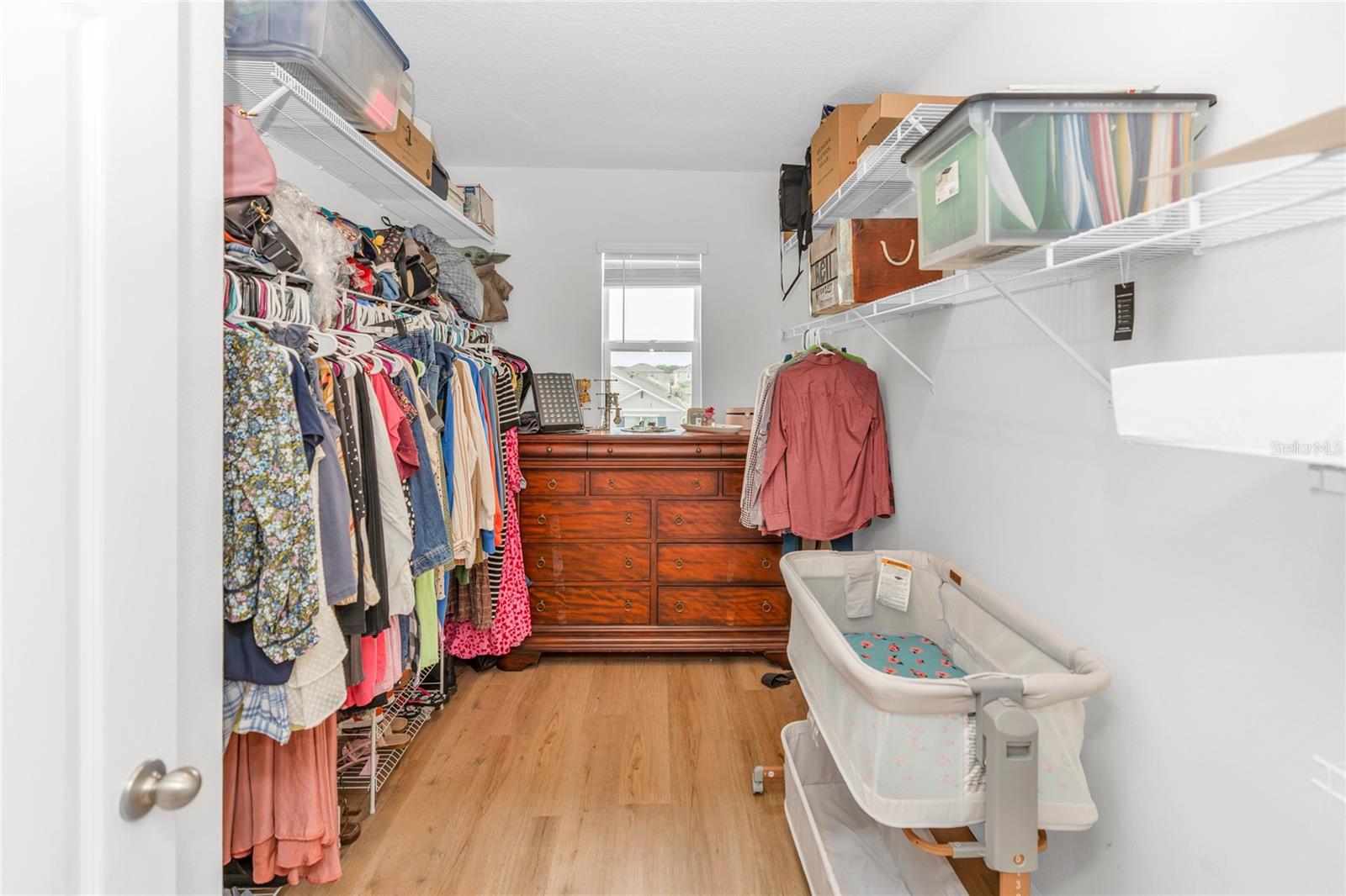 3758 SUNGROVE CIR
