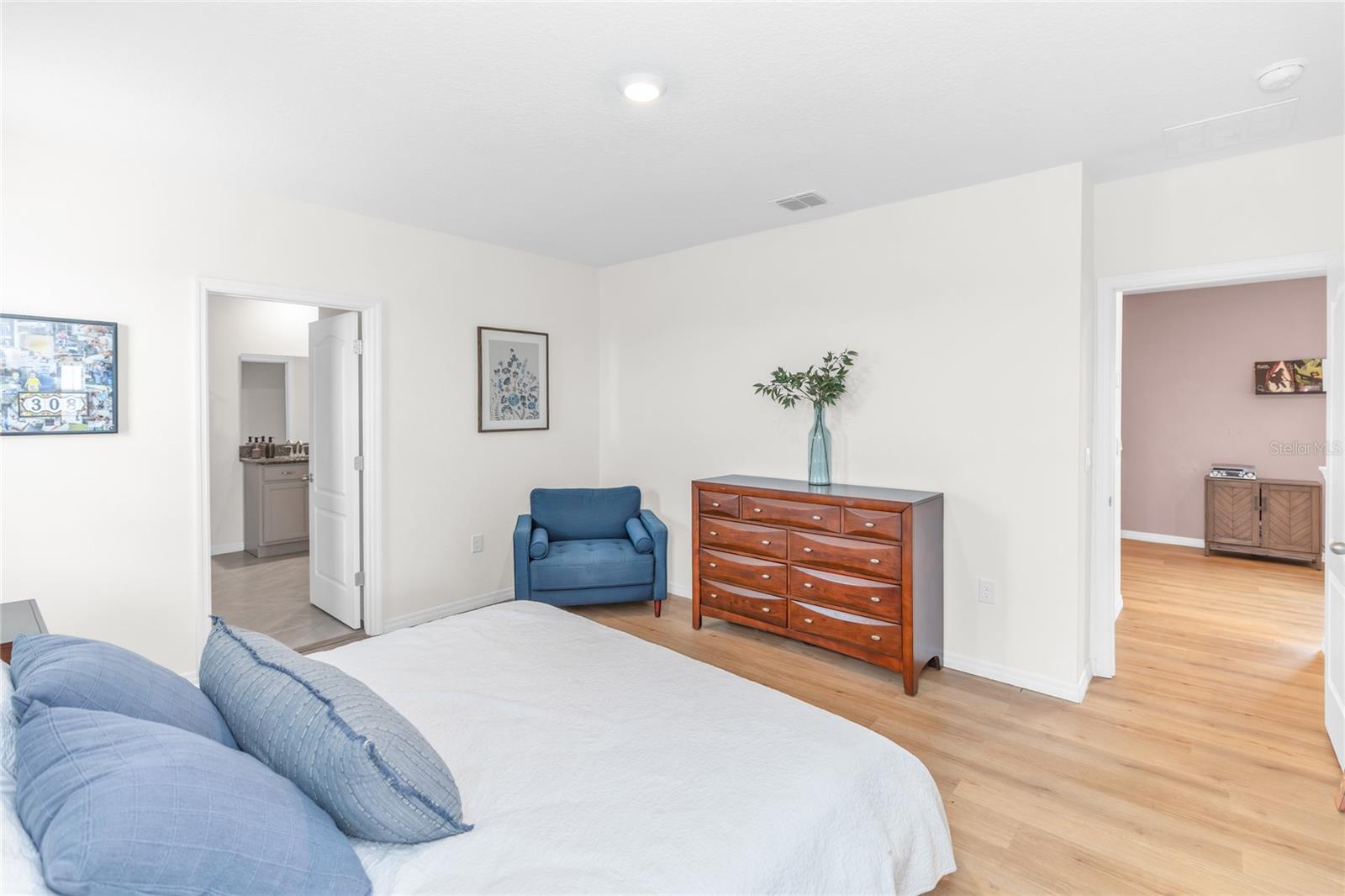 3758 SUNGROVE CIR