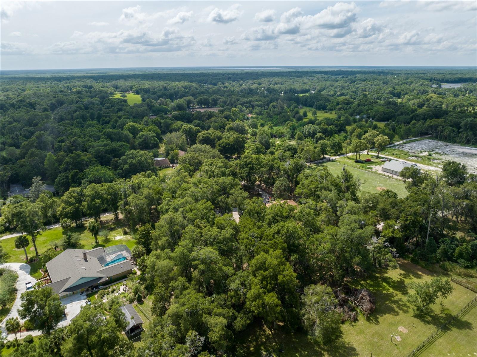 1325 N RIDGEWOOD AVE