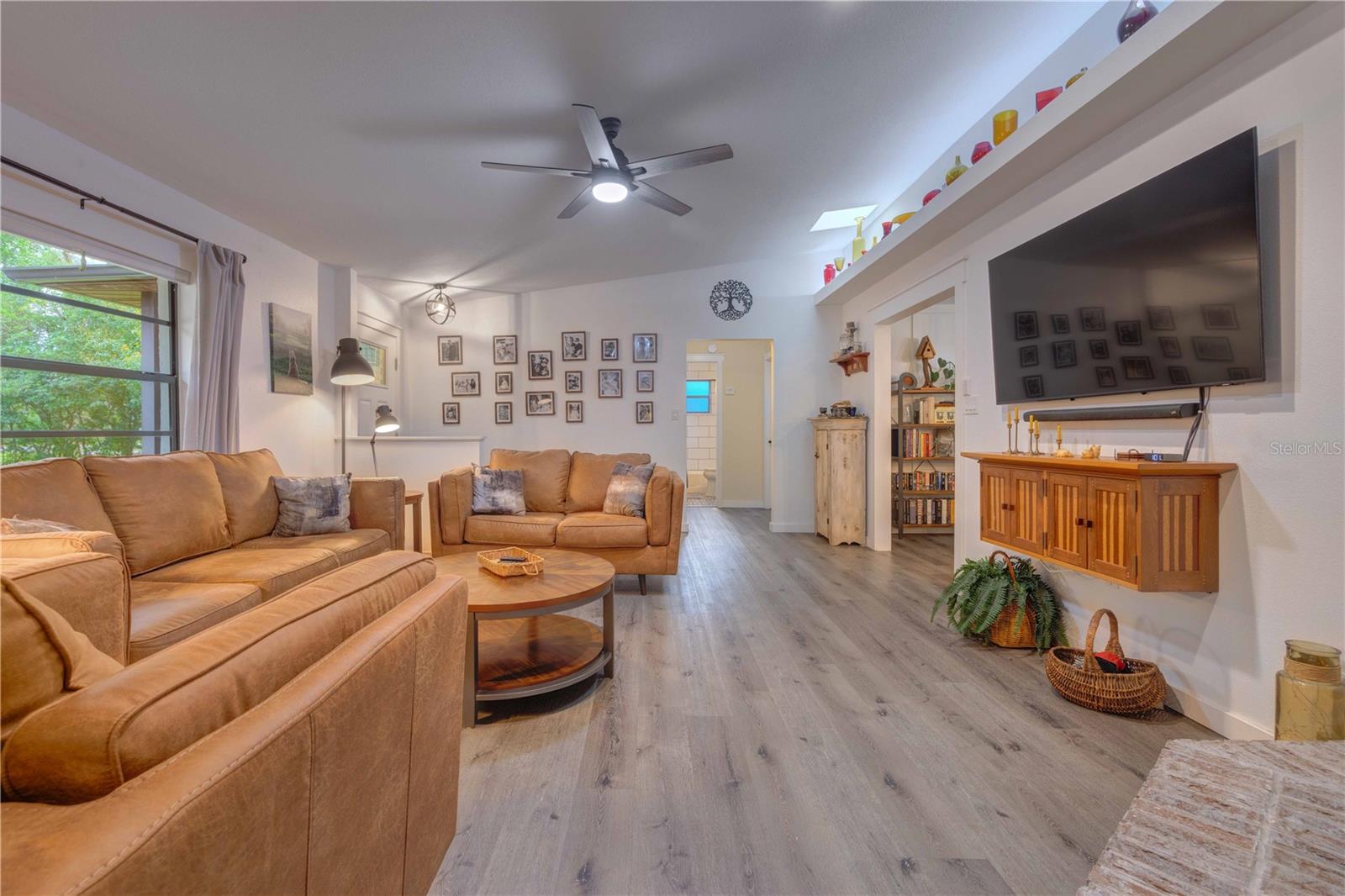 909 MERCERS FERNERY RD