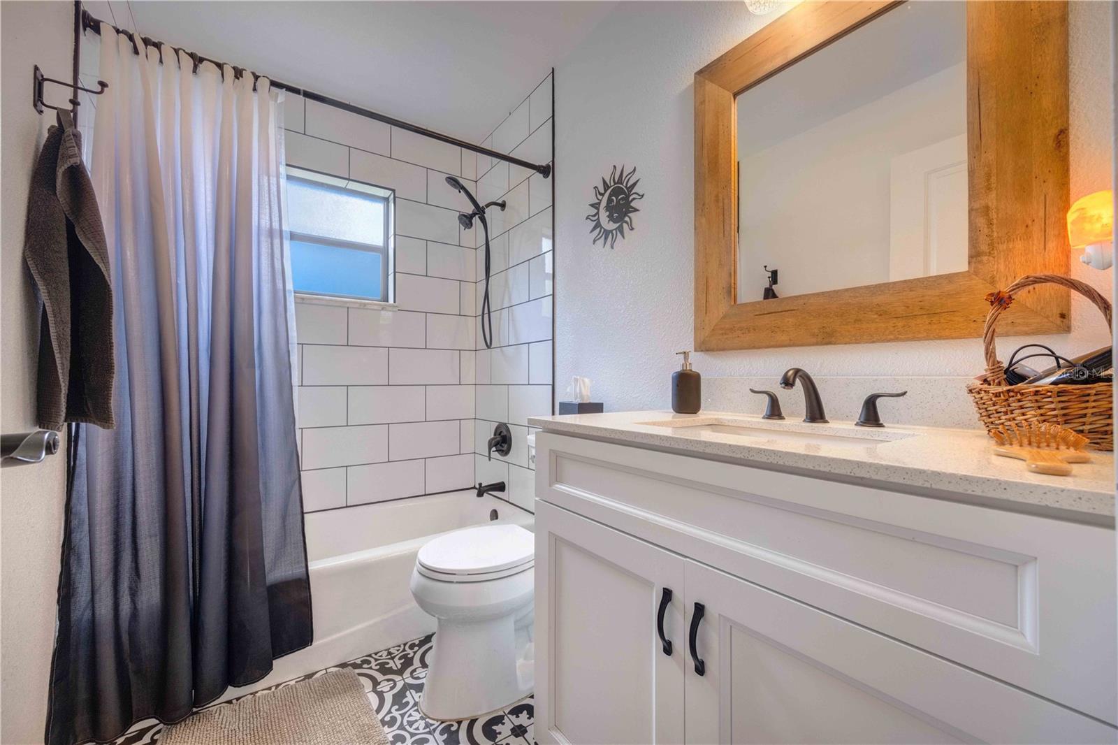 909 MERCERS FERNERY RD