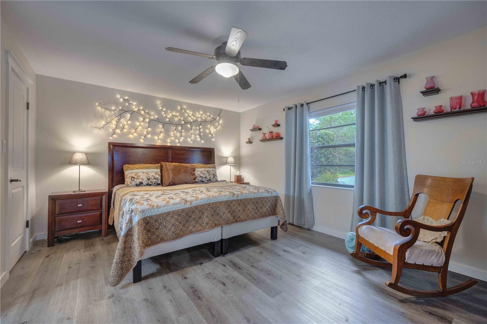 909 MERCERS FERNERY RD