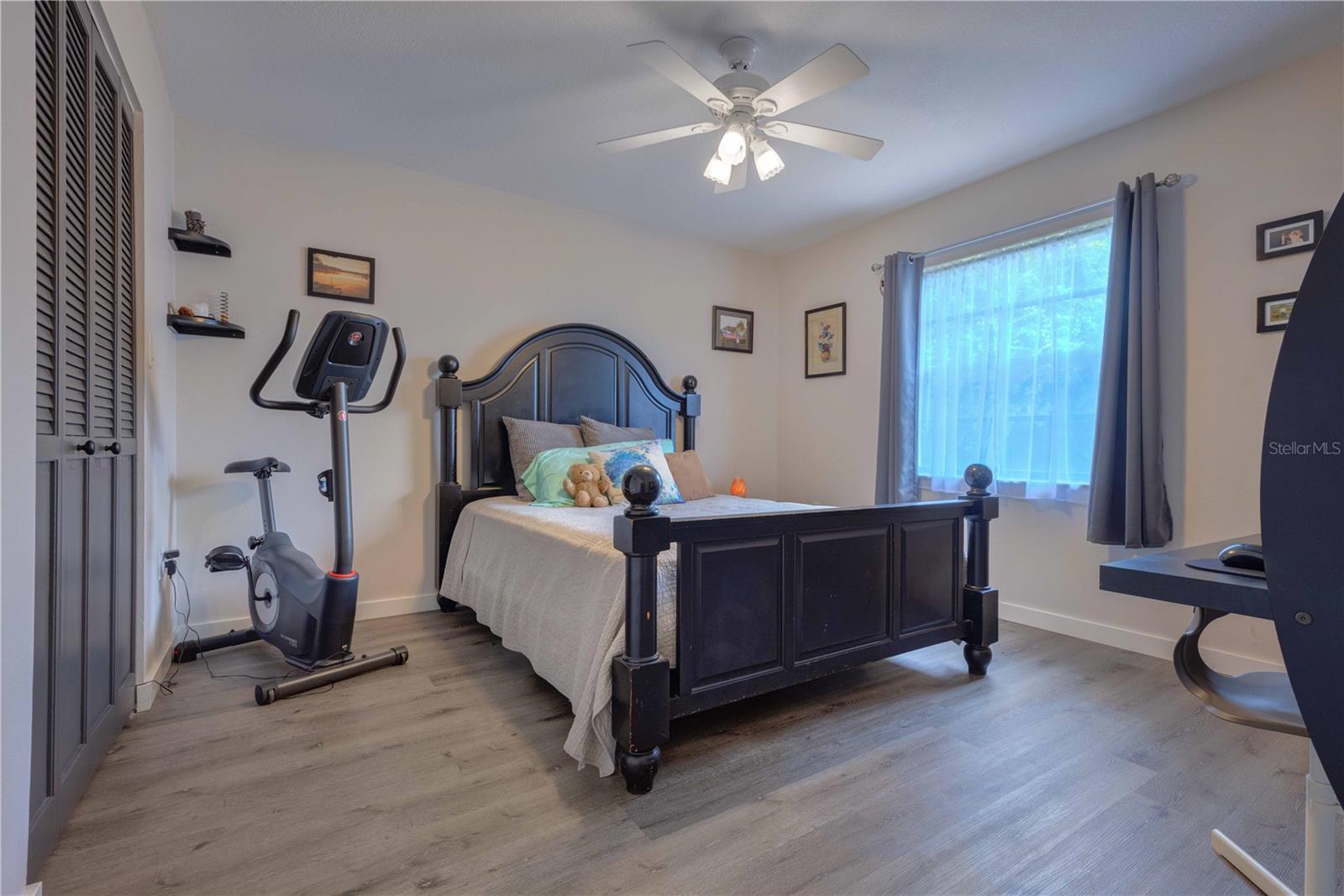 909 MERCERS FERNERY RD