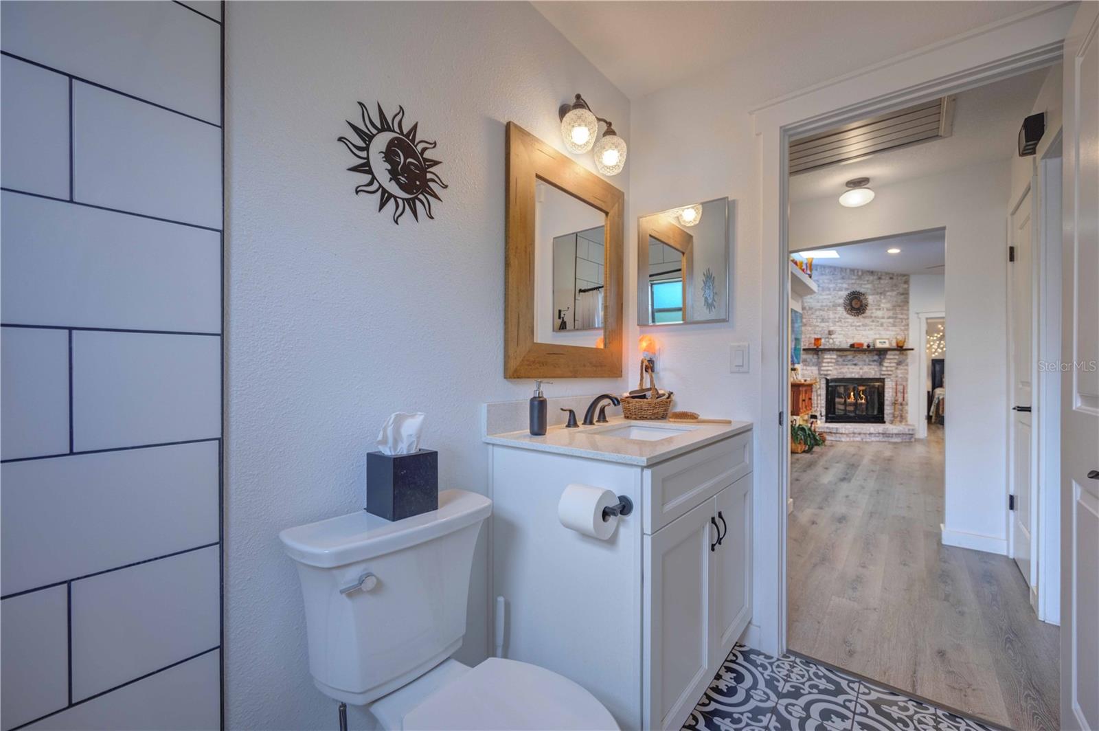 909 MERCERS FERNERY RD